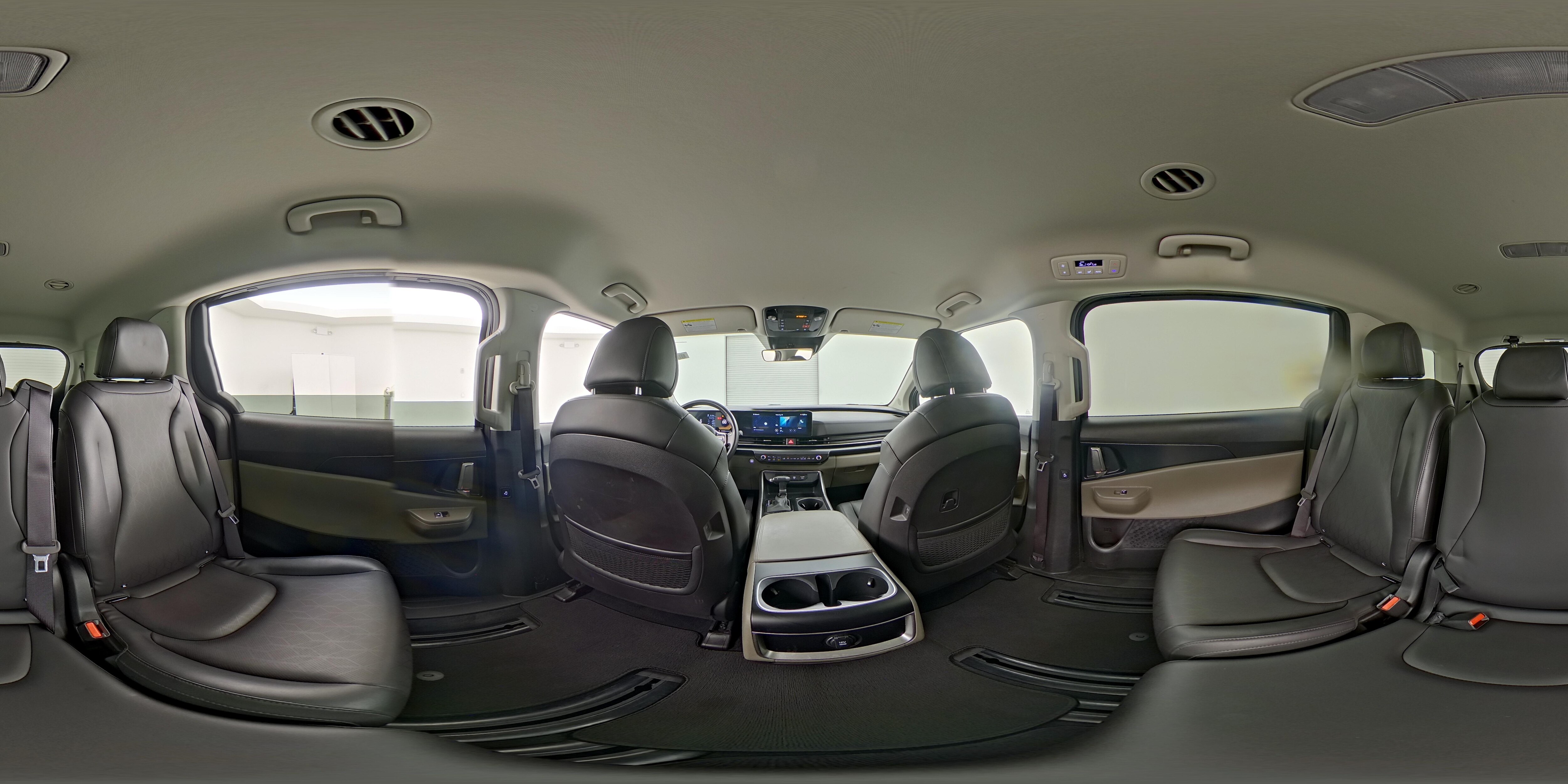 2025 Kia Carnival LXS - Photo 28