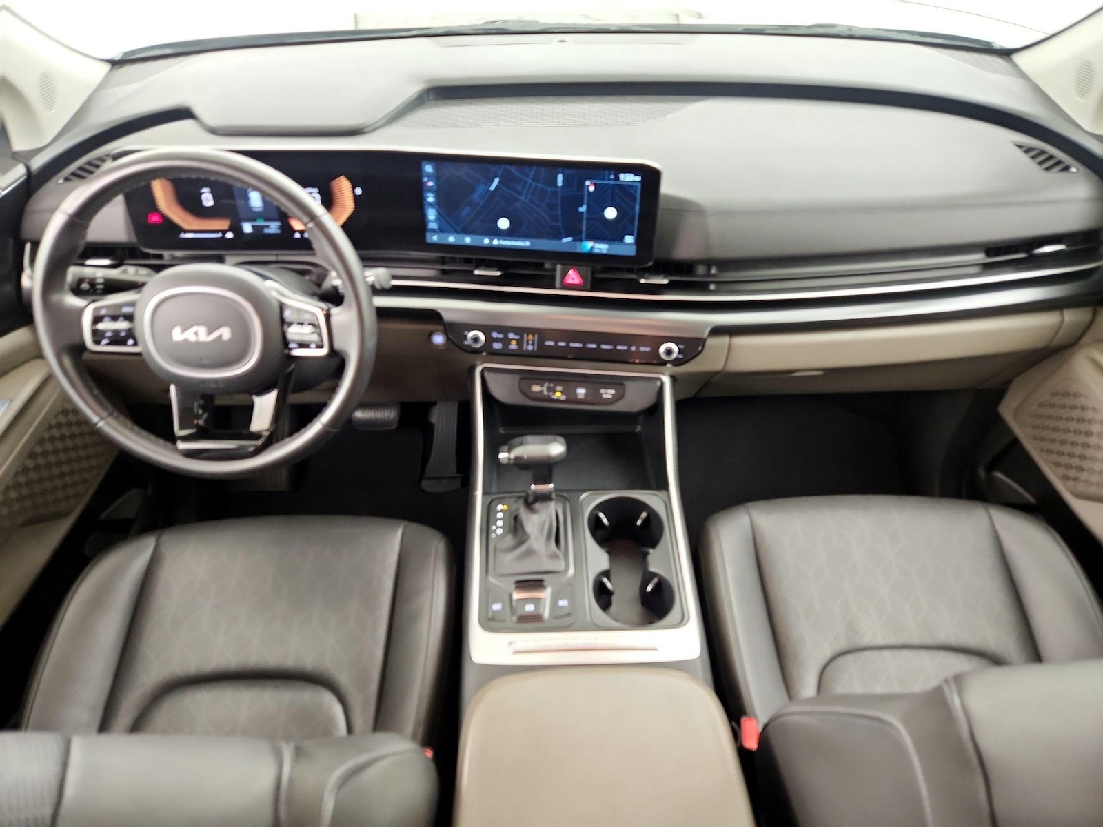 2025 Kia Carnival LXS - Photo 10