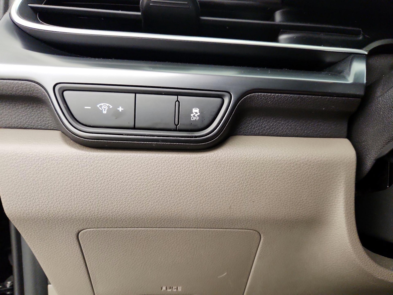 2025 Kia Carnival LXS - Photo 14