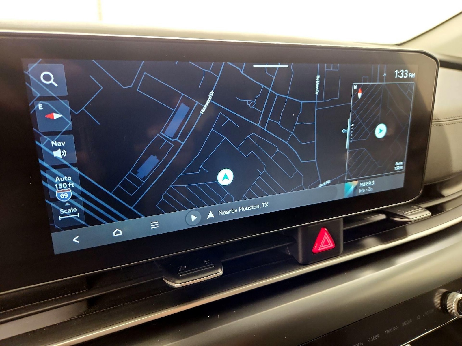 2025 Kia Carnival LXS - Photo 15