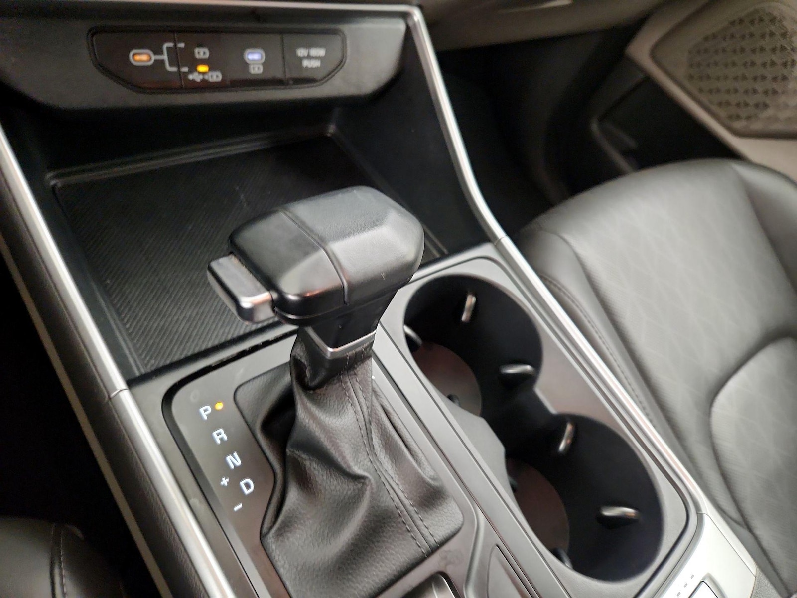2025 Kia Carnival LXS - Photo 19