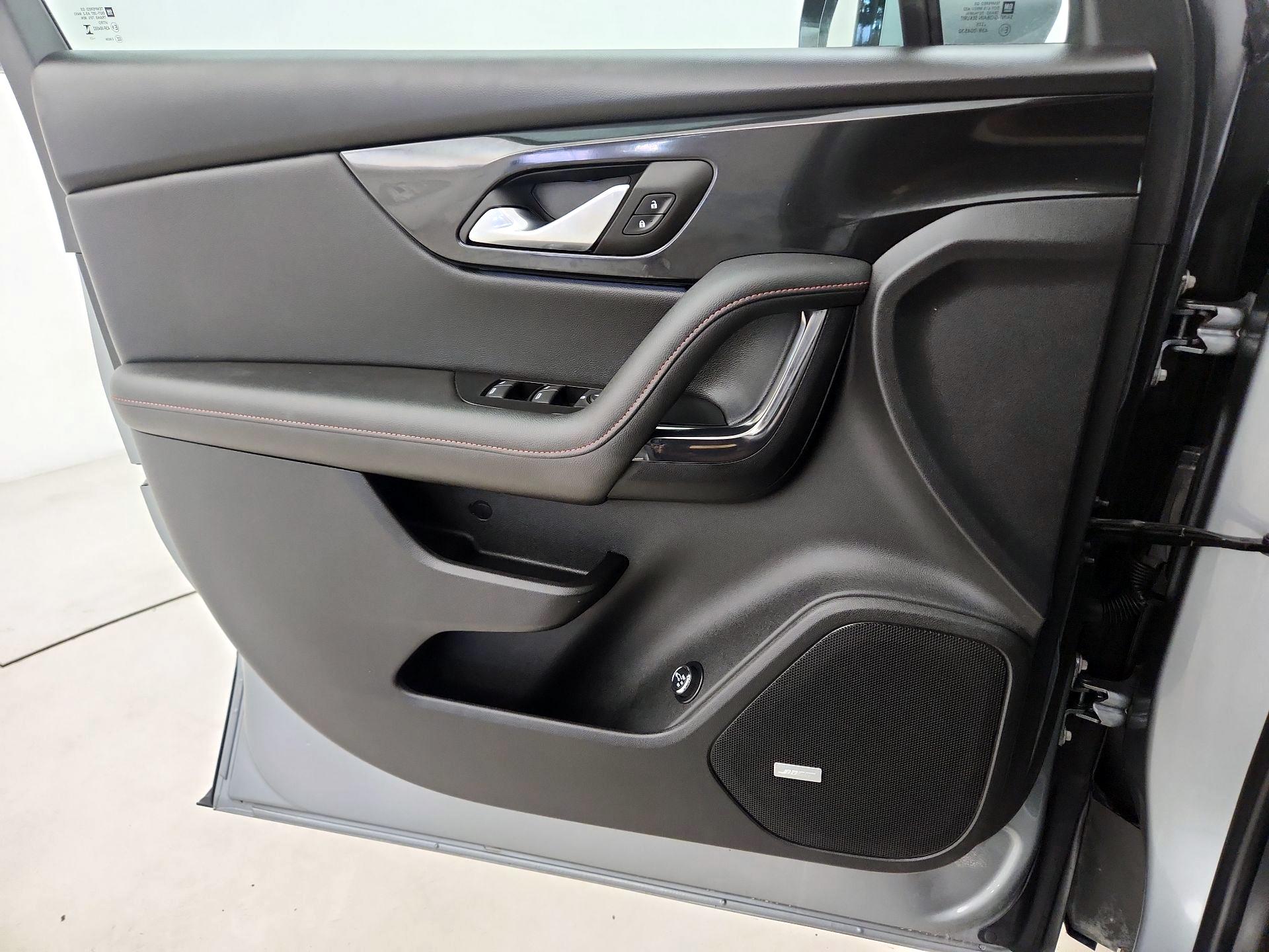 Thumbnail: 2025 Chevrolet Blazer - 12