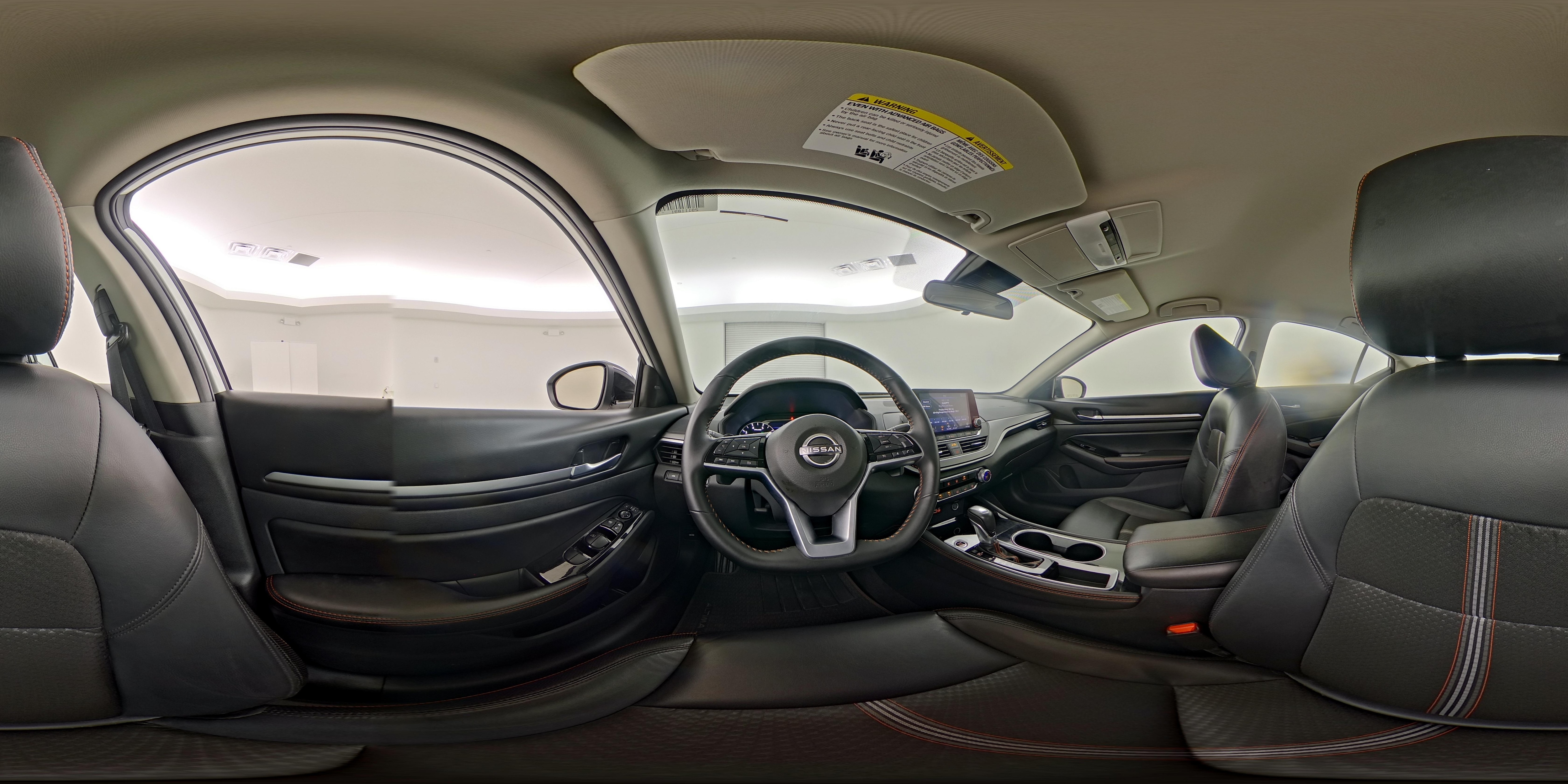 2025 Nissan Altima SR - Photo 26