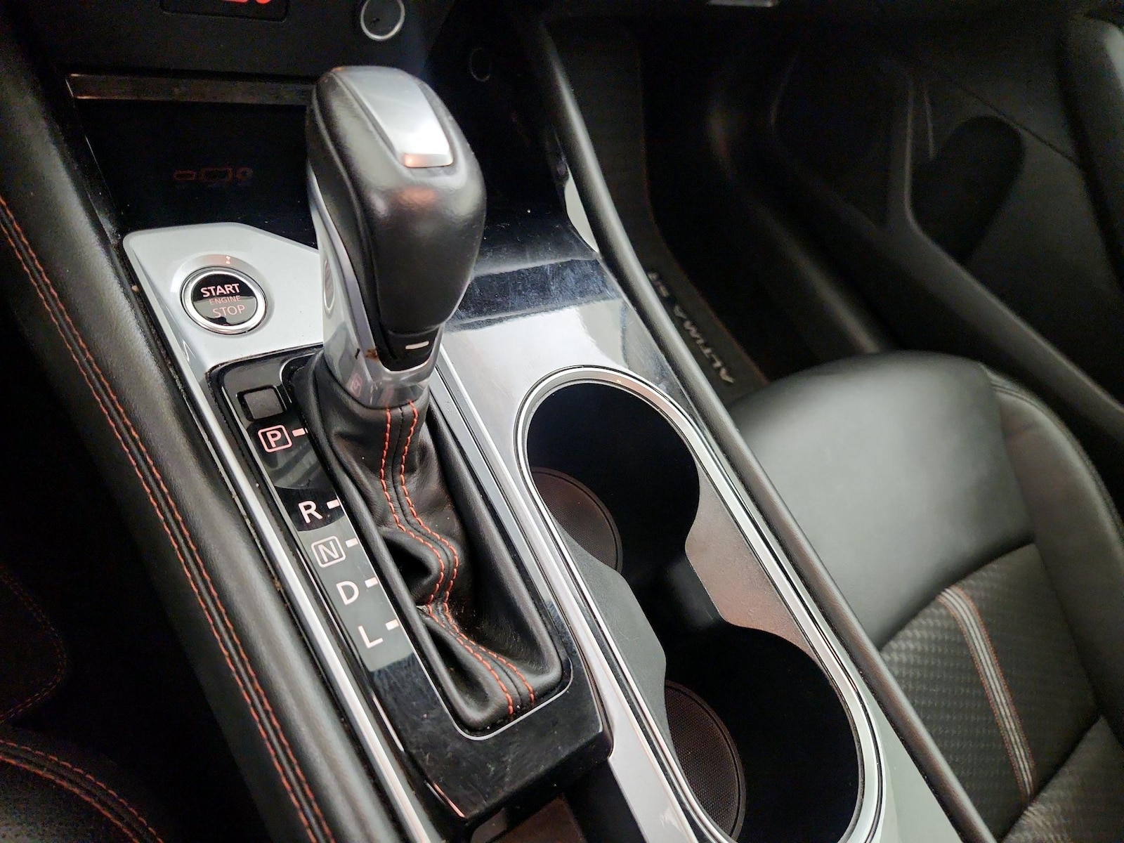 2025 Nissan Altima SR - Photo 18