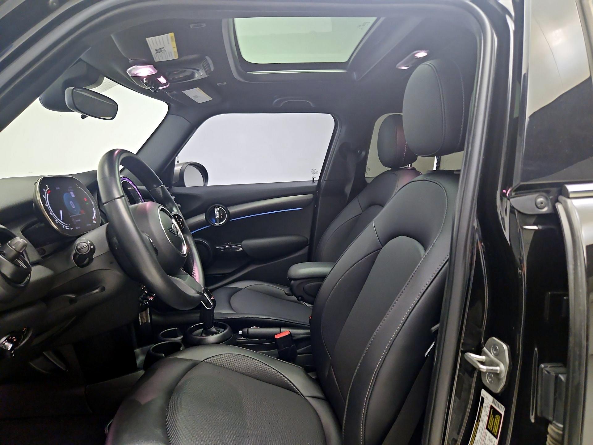 Thumbnail: 2022 MINI Cooper Hardtop - 19