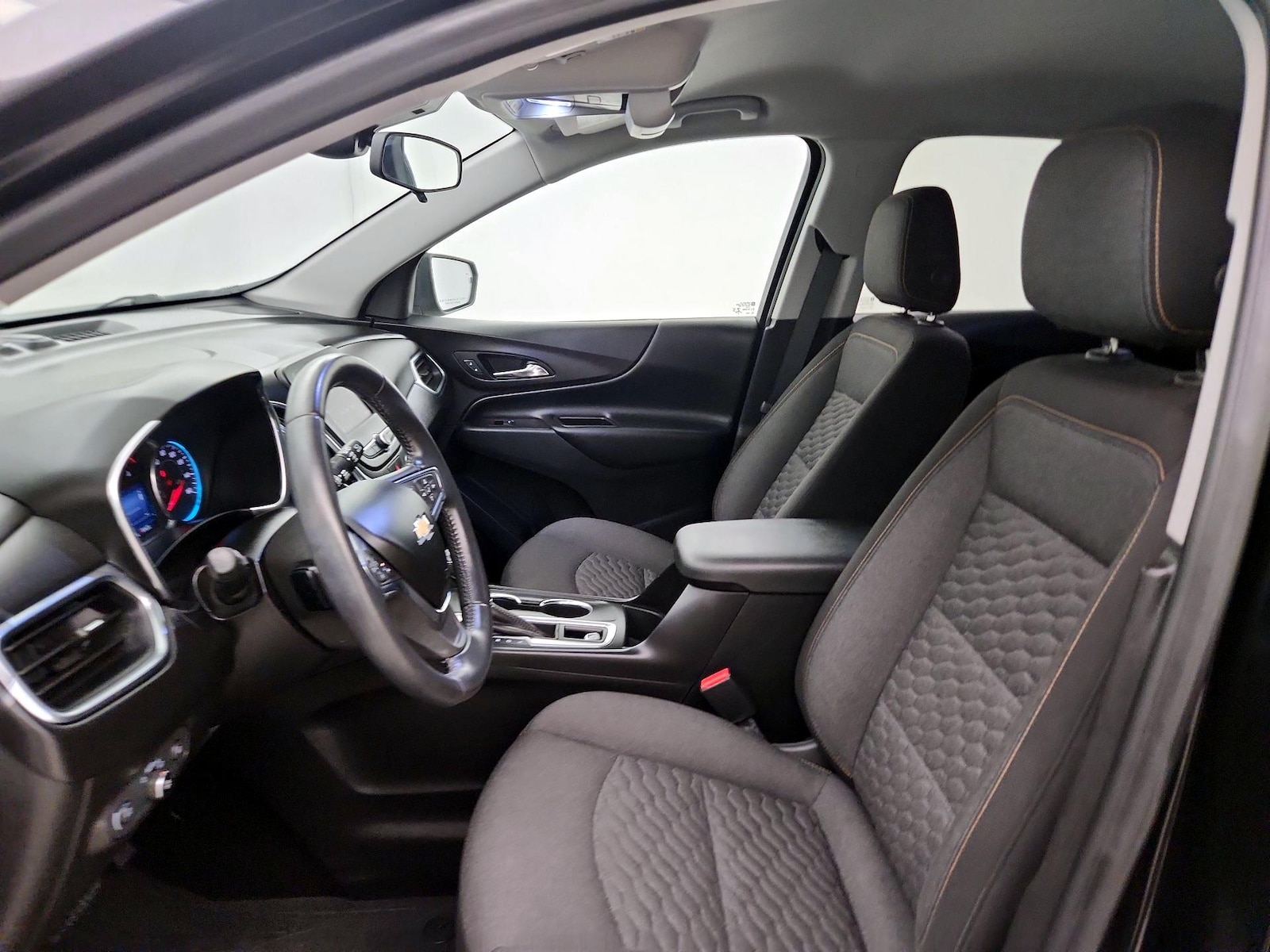 2021 Chevrolet Equinox LT - Photo 12