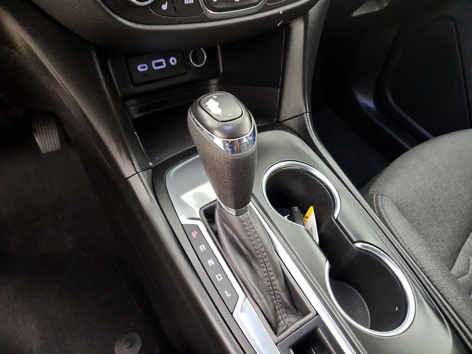 2021 Chevrolet Equinox LT - Photo 18
