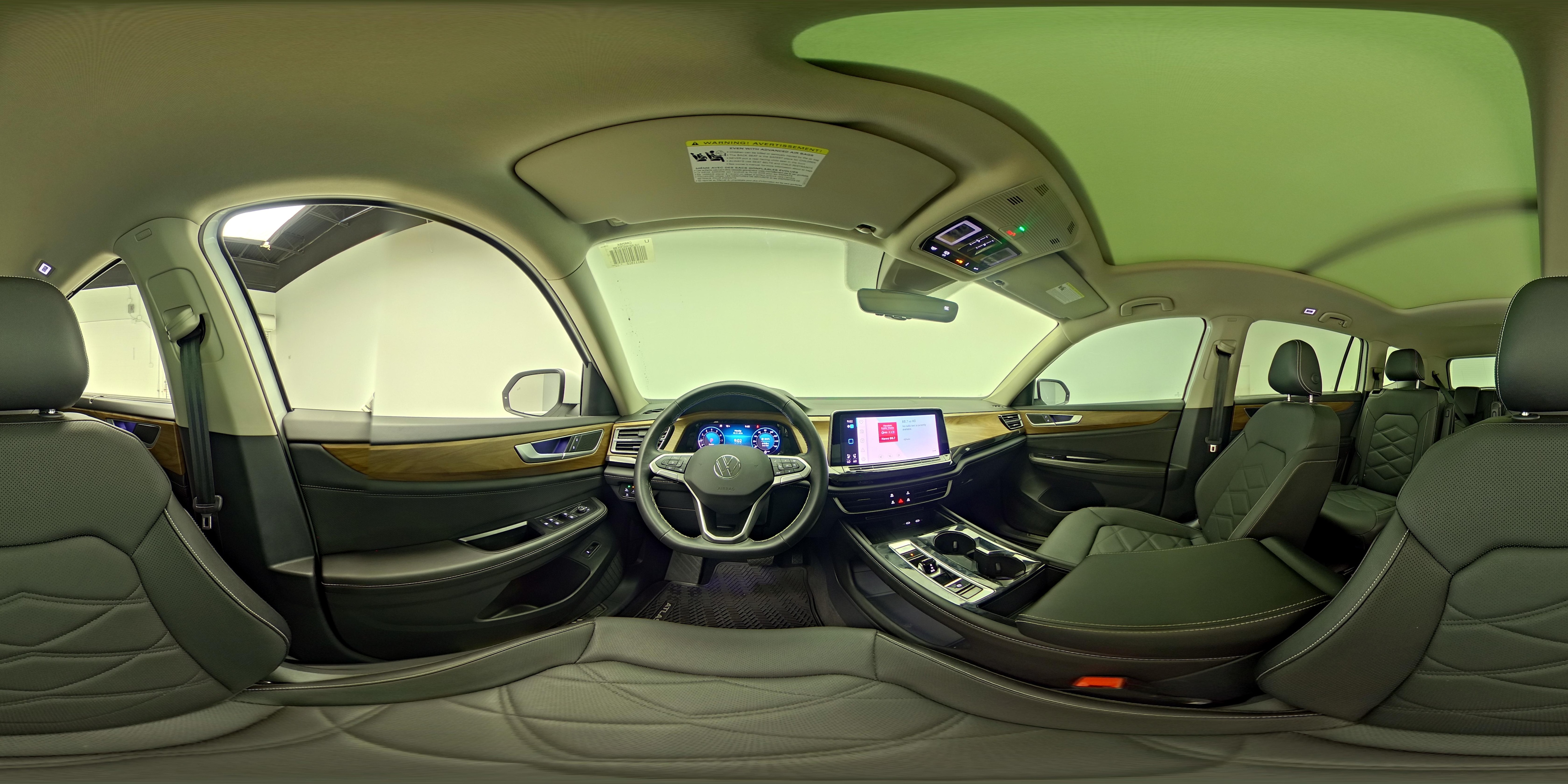 2025 Volkswagen Atlas SE w/Tech - Photo 24