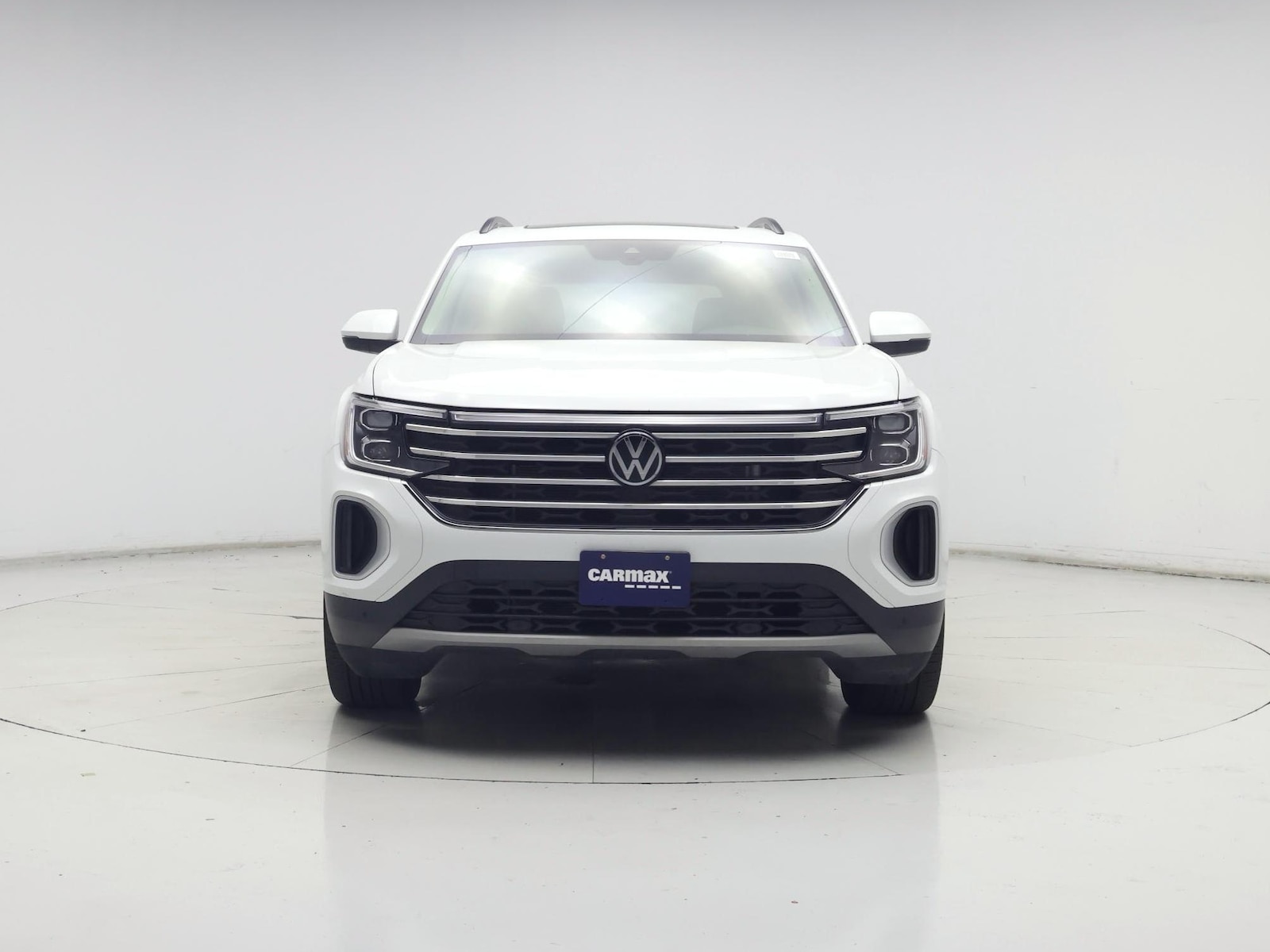 2025 Volkswagen Atlas SE w/Tech - Photo 6