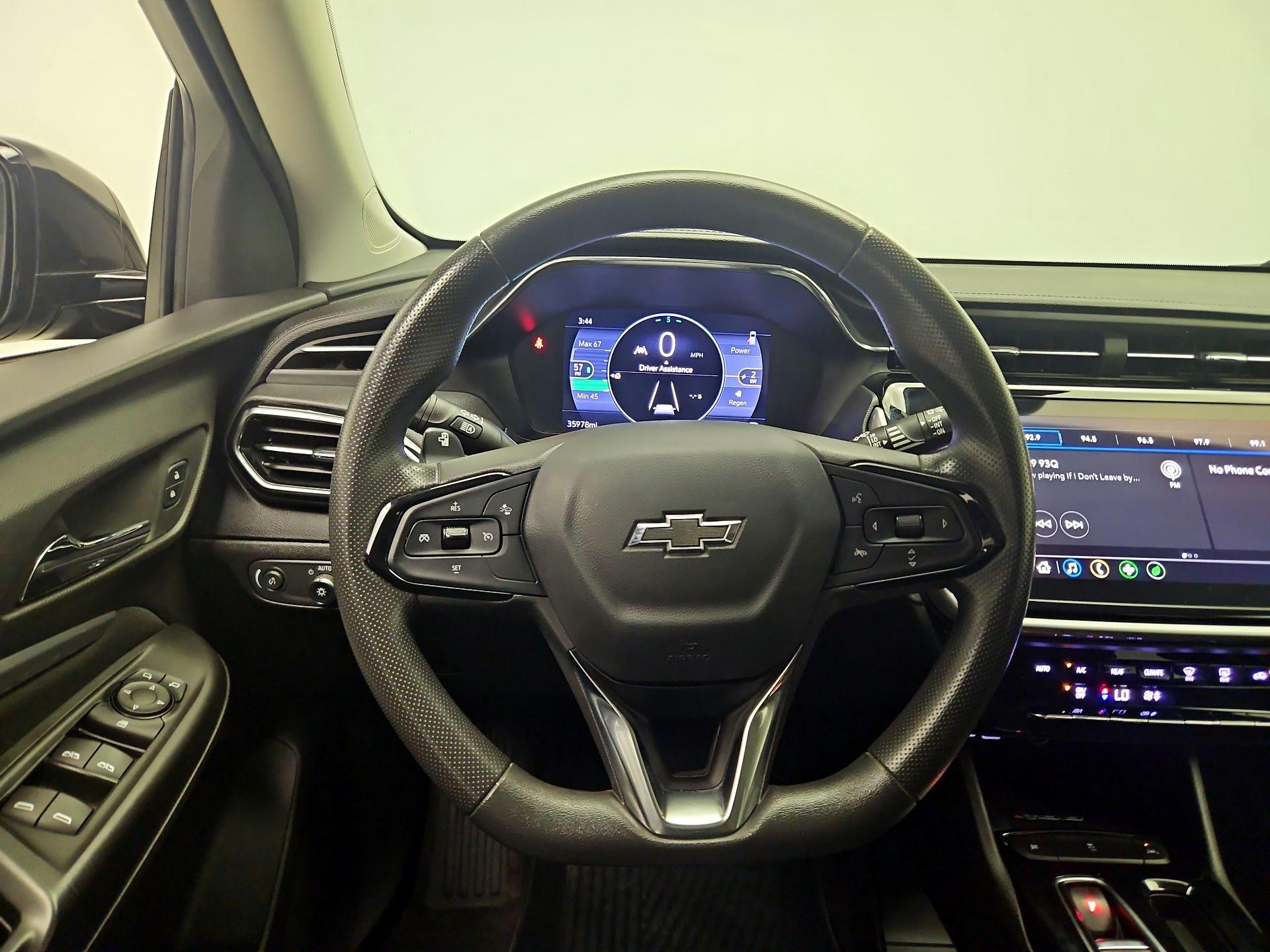 Thumbnail: 2023 Chevrolet Bolt EUV - 10