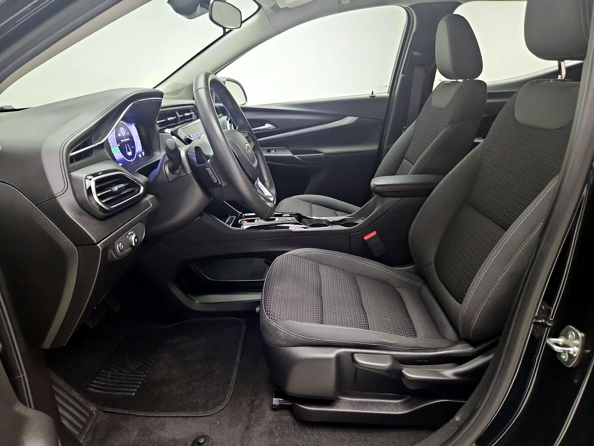 Thumbnail: 2023 Chevrolet Bolt EUV - 11