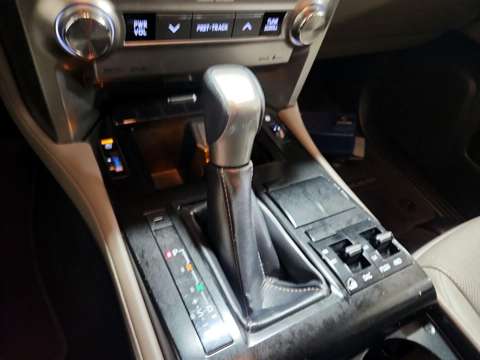 2021 Lexus GX PREMIUM - Photo 19