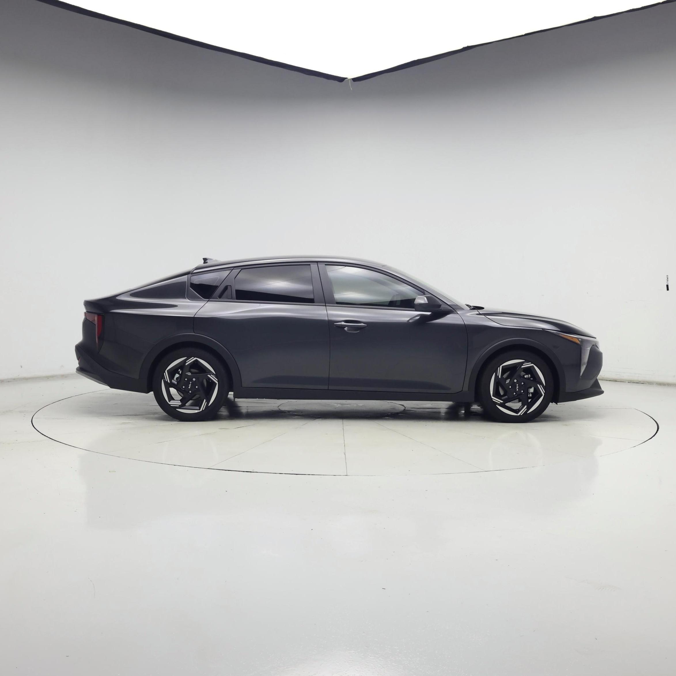 Thumbnail: 2026 Kia K4 - 3