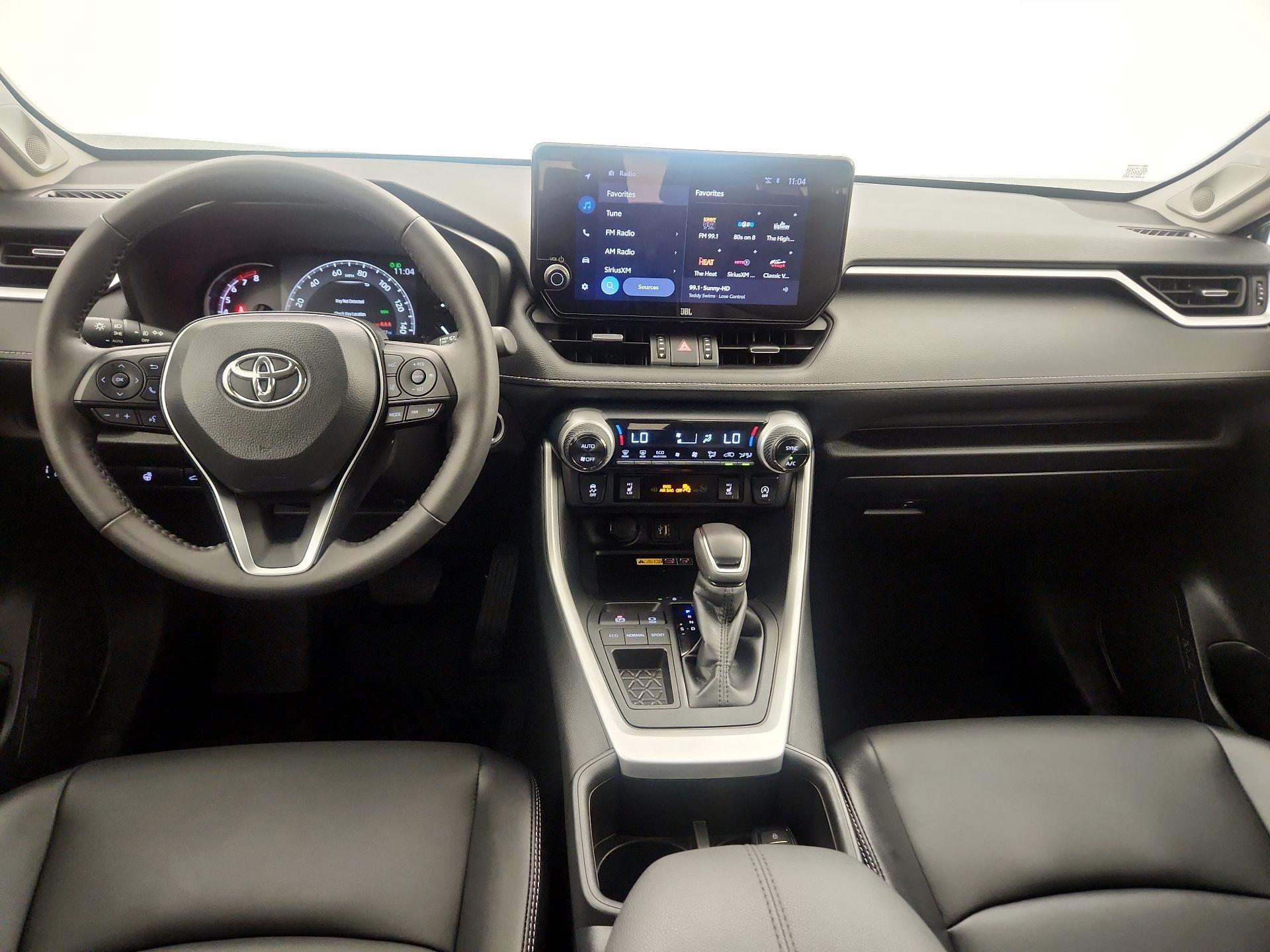 Thumbnail: 2025 Toyota RAV4 - 9