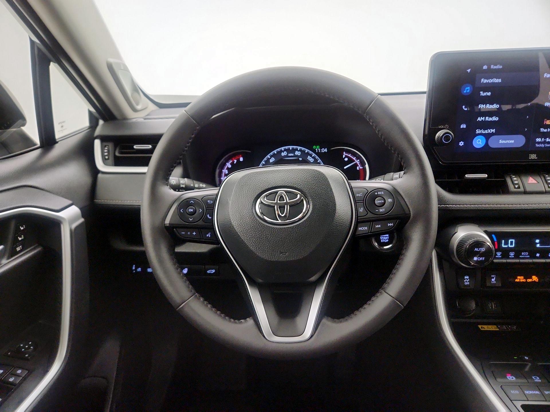 Thumbnail: 2025 Toyota RAV4 - 10