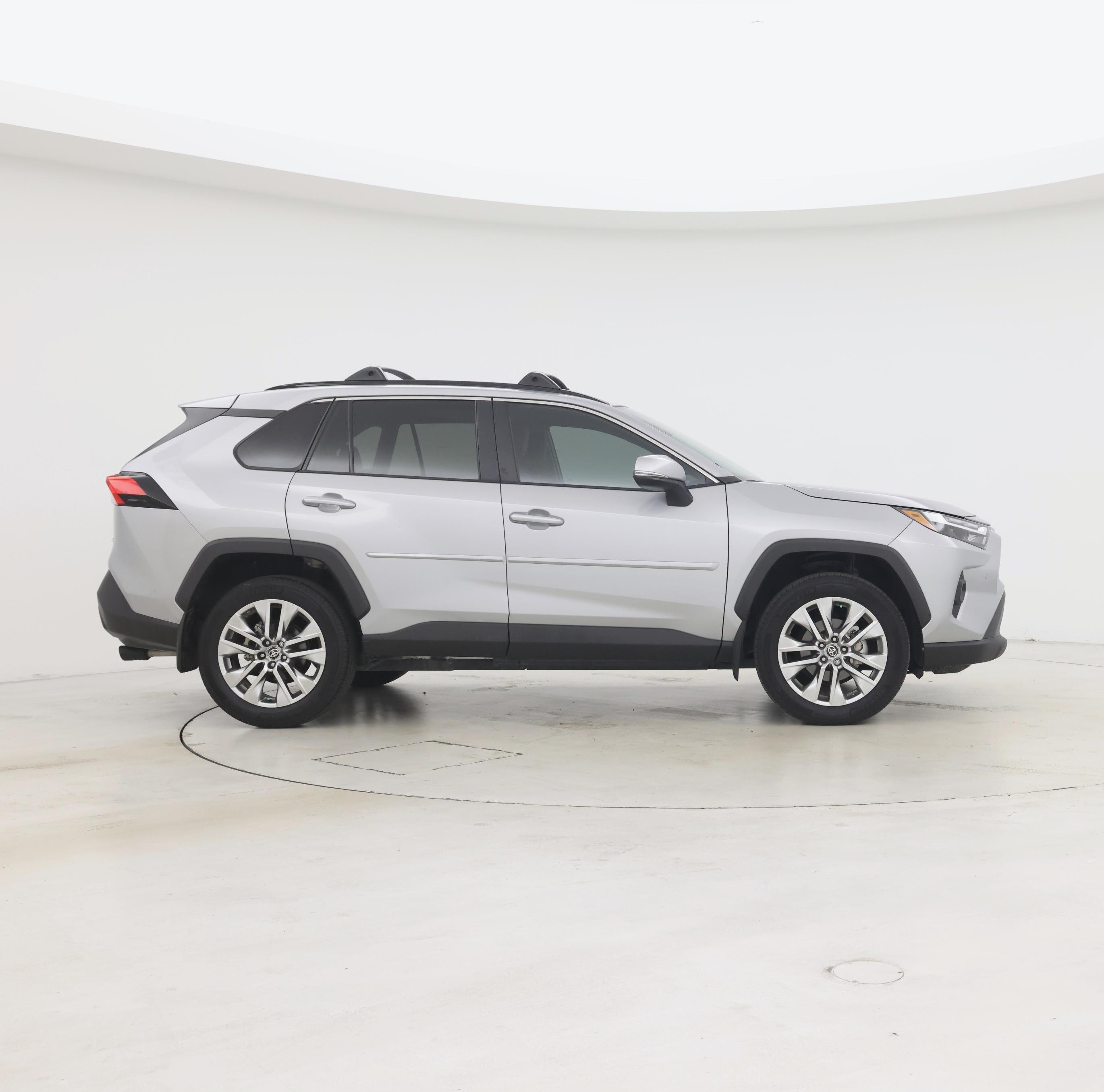 Thumbnail: 2025 Toyota RAV4 - 7