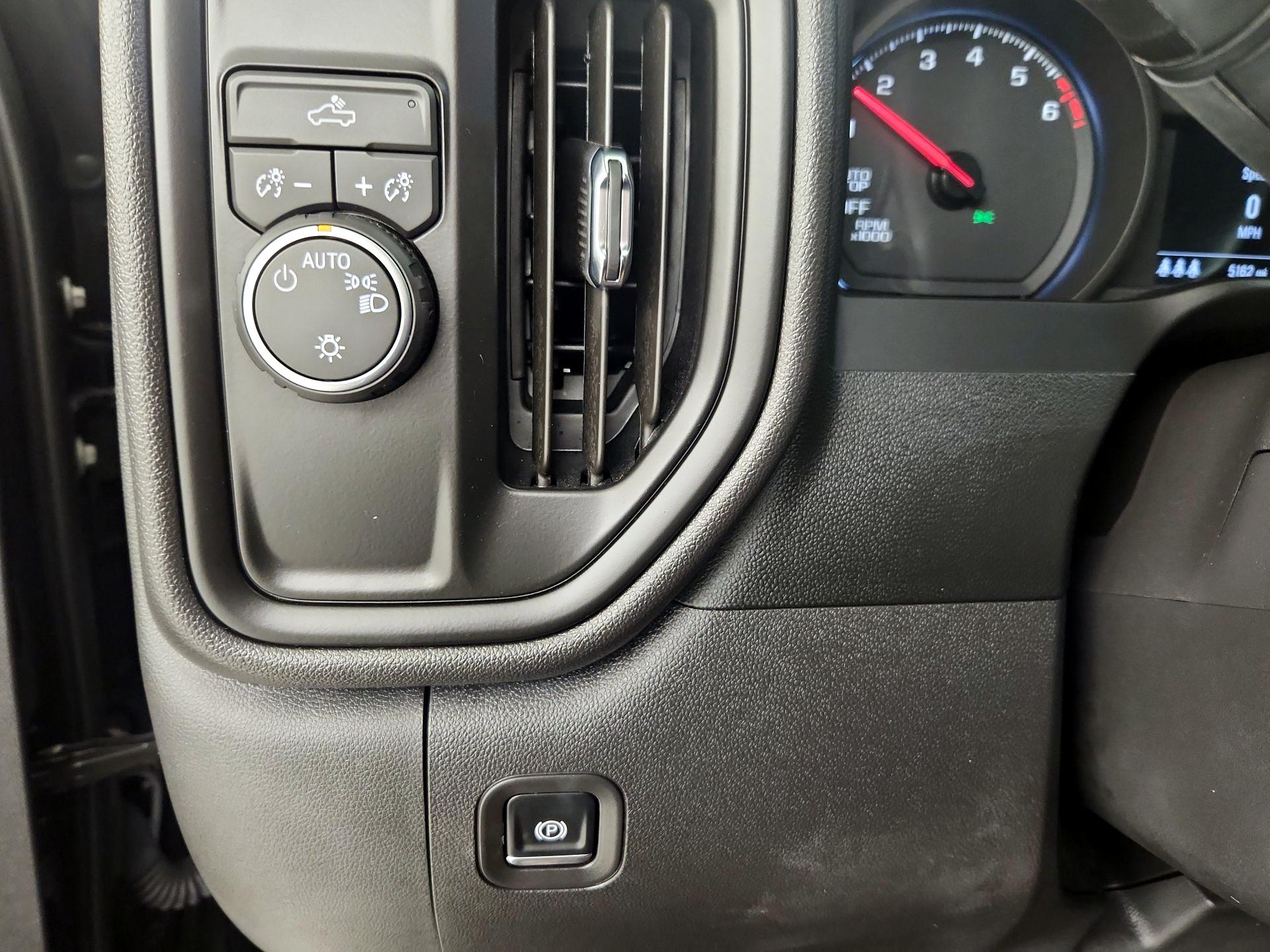 Thumbnail: 2026 Chevrolet Silverado 1500 - 13