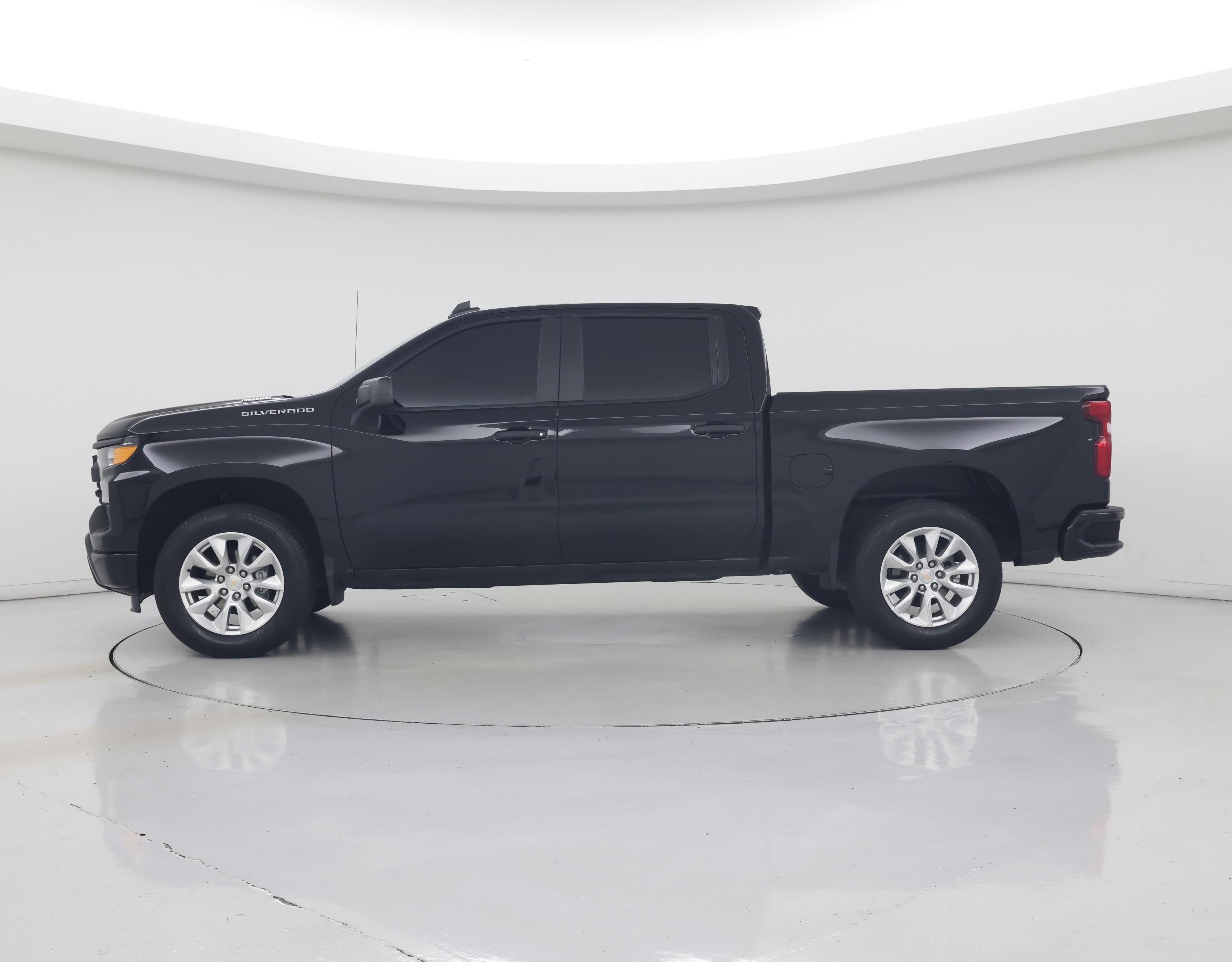 Thumbnail: 2026 Chevrolet Silverado 1500 - 3