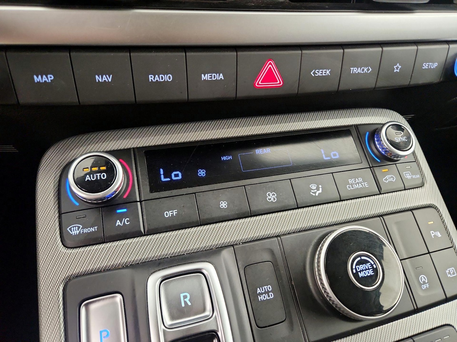 2025 Hyundai Palisade SEL - Photo 18