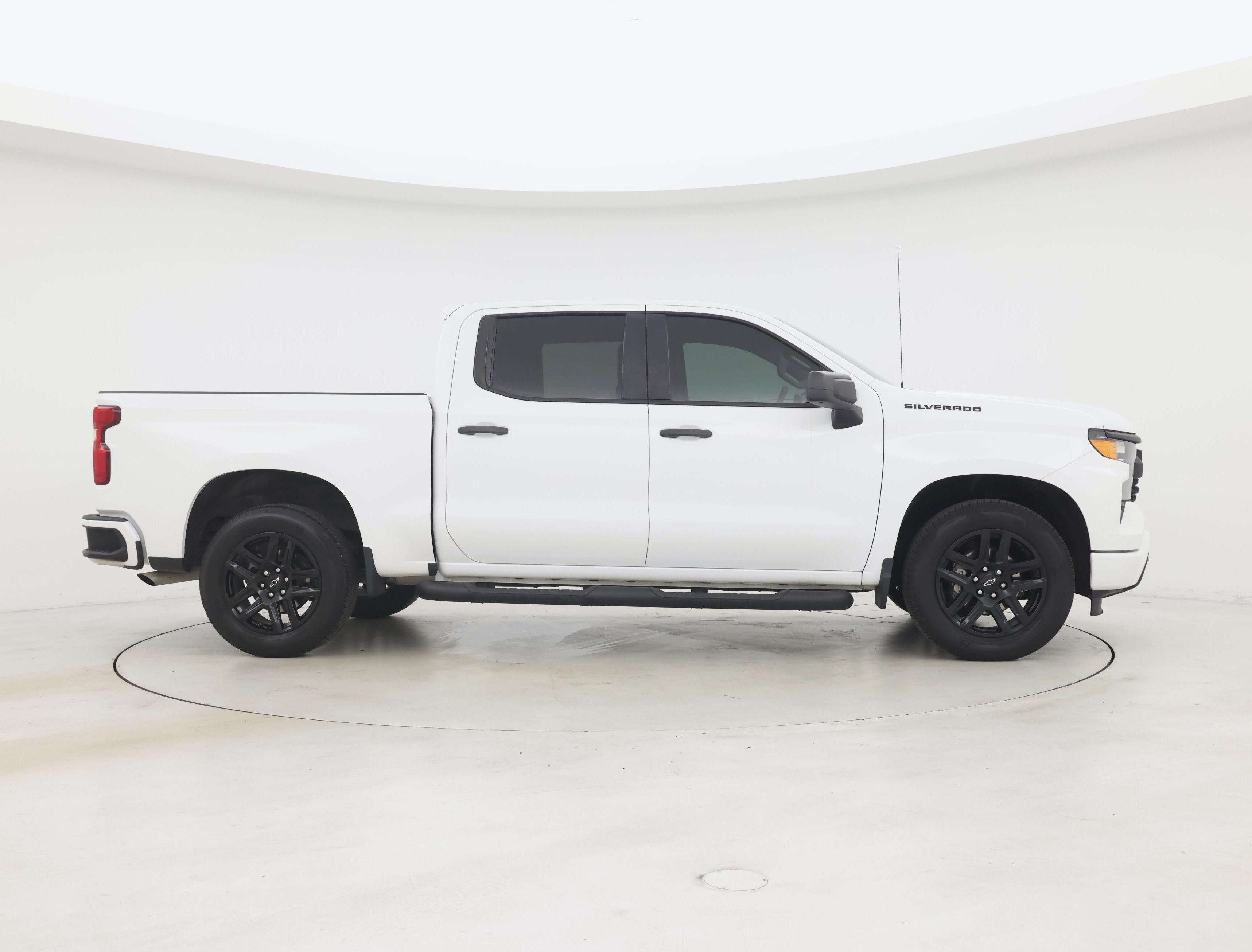 Thumbnail: 2024 Chevrolet Silverado 1500 - 7