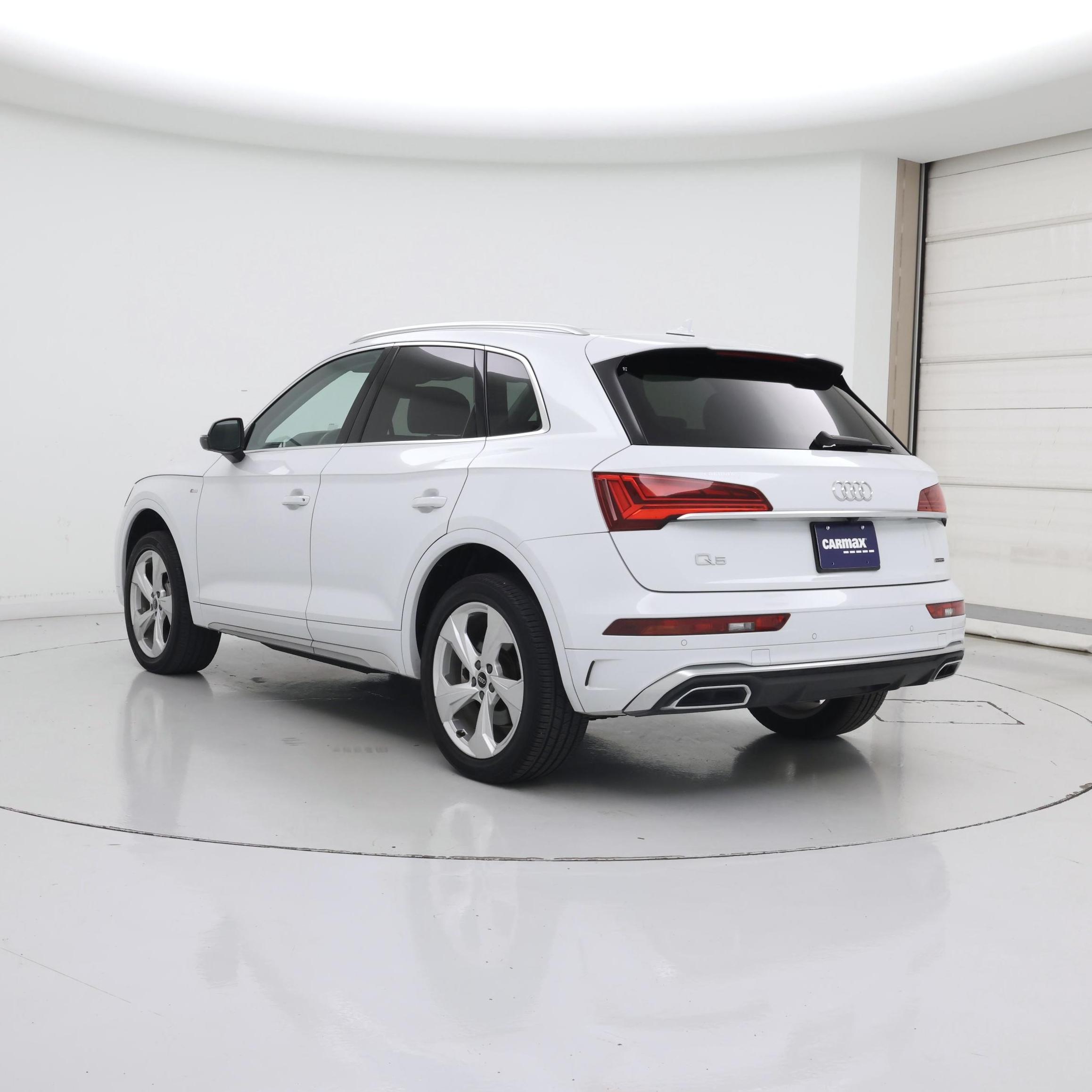 Thumbnail: 2023 Audi Q5 - 2