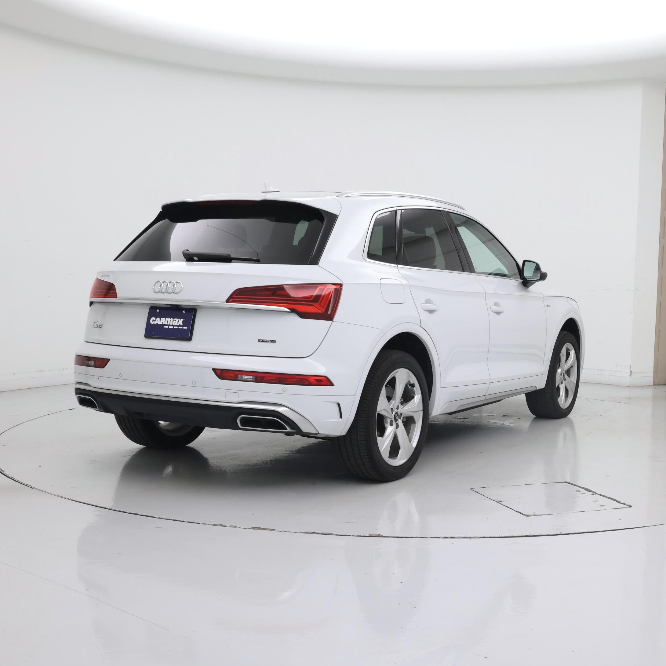 Thumbnail: 2023 Audi Q5 - 8