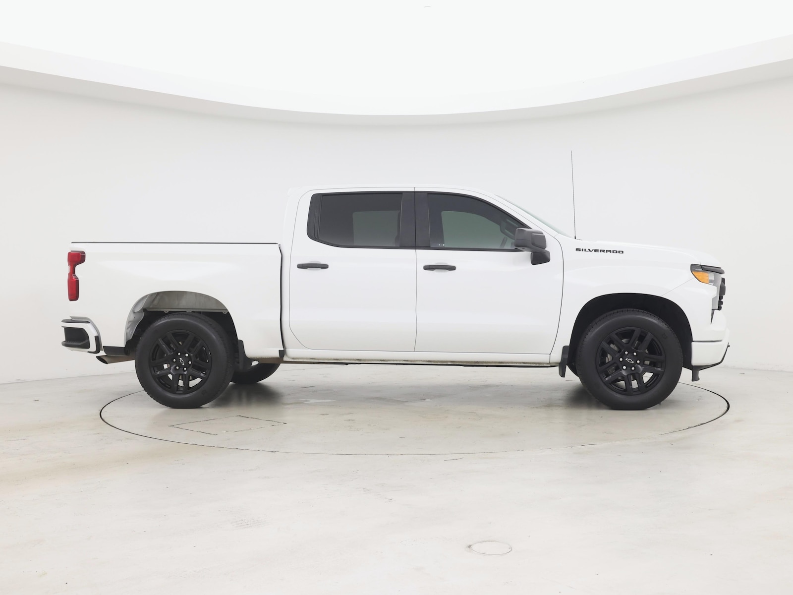 2024 Chevrolet Silverado 1500 Custom - Photo 8