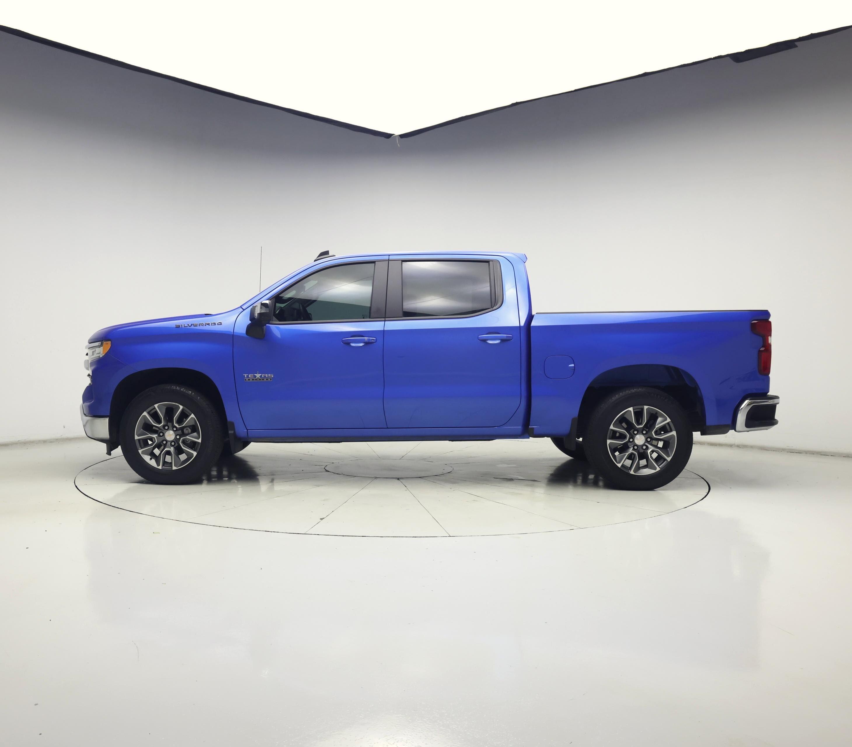 Thumbnail: 2025 Chevrolet Silverado 1500 - 3