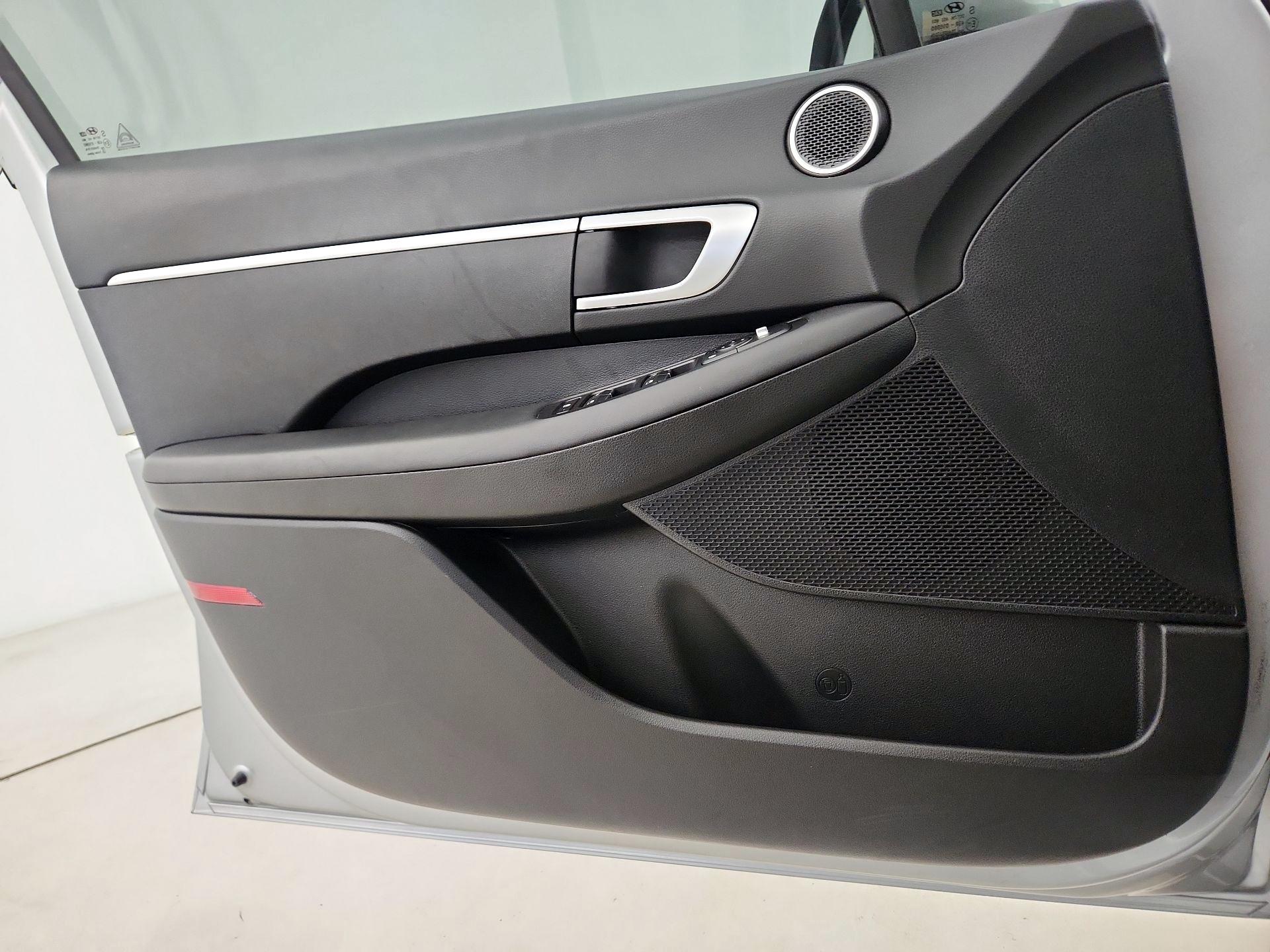 Thumbnail: 2025 Hyundai Sonata - 12