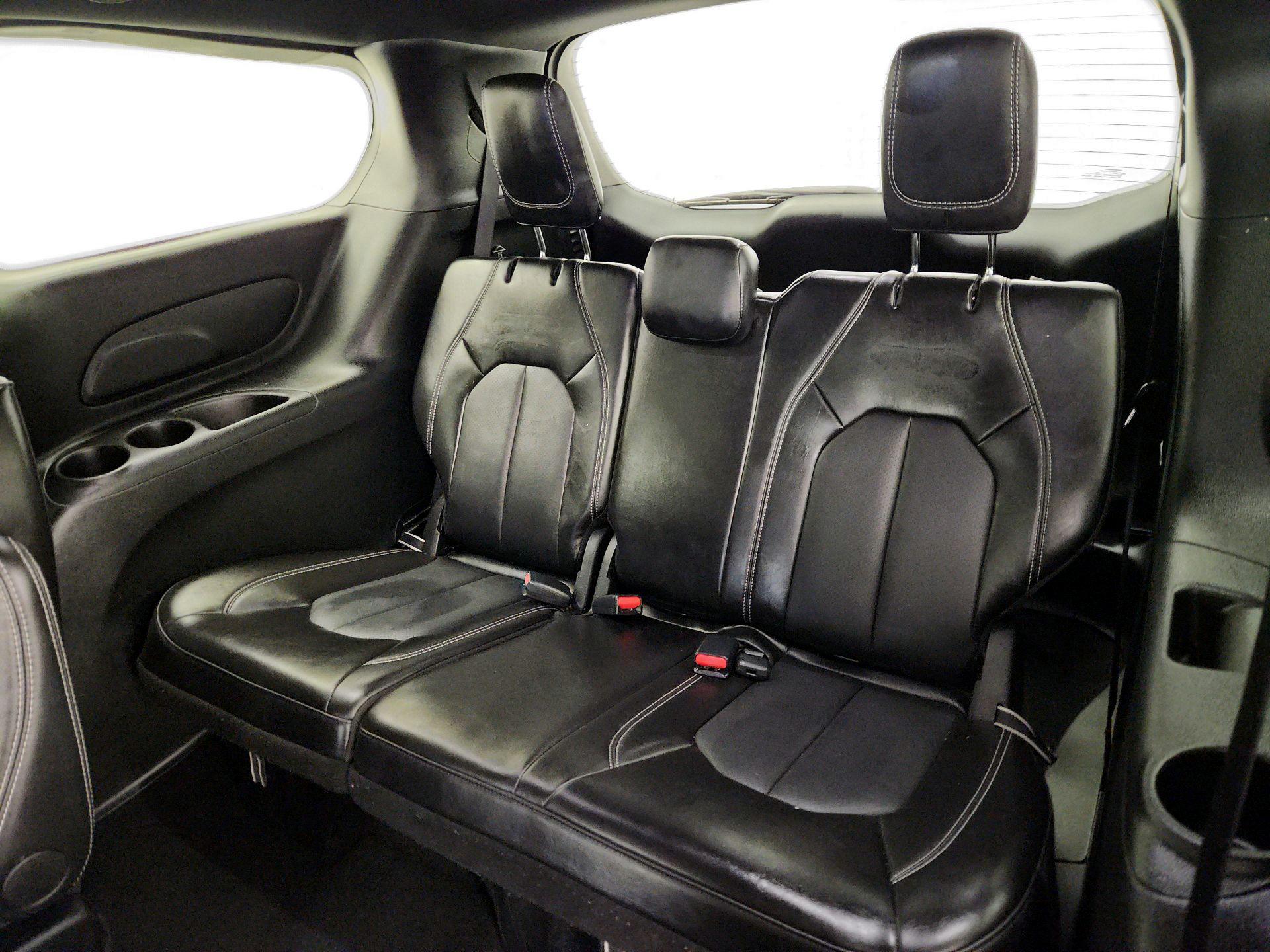 Thumbnail: 2025 Chrysler Pacifica - 20