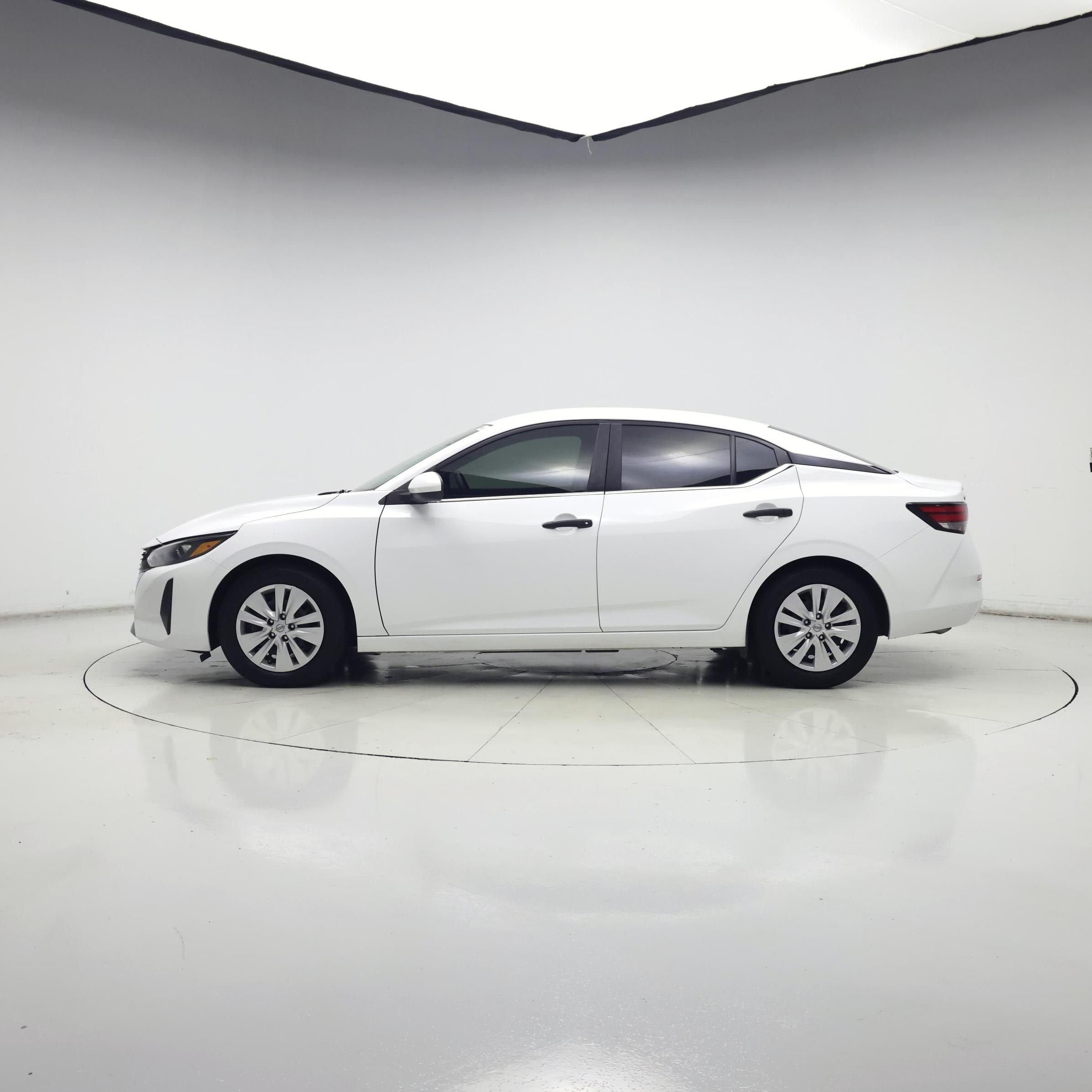 Thumbnail: 2025 Nissan Sentra - 3