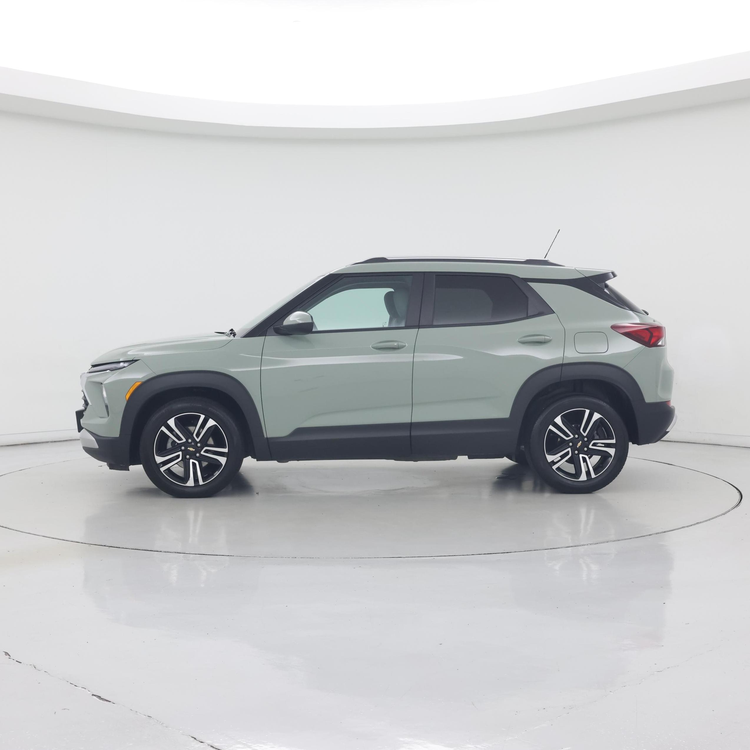 Thumbnail: 2026 Chevrolet TrailBlazer - 3