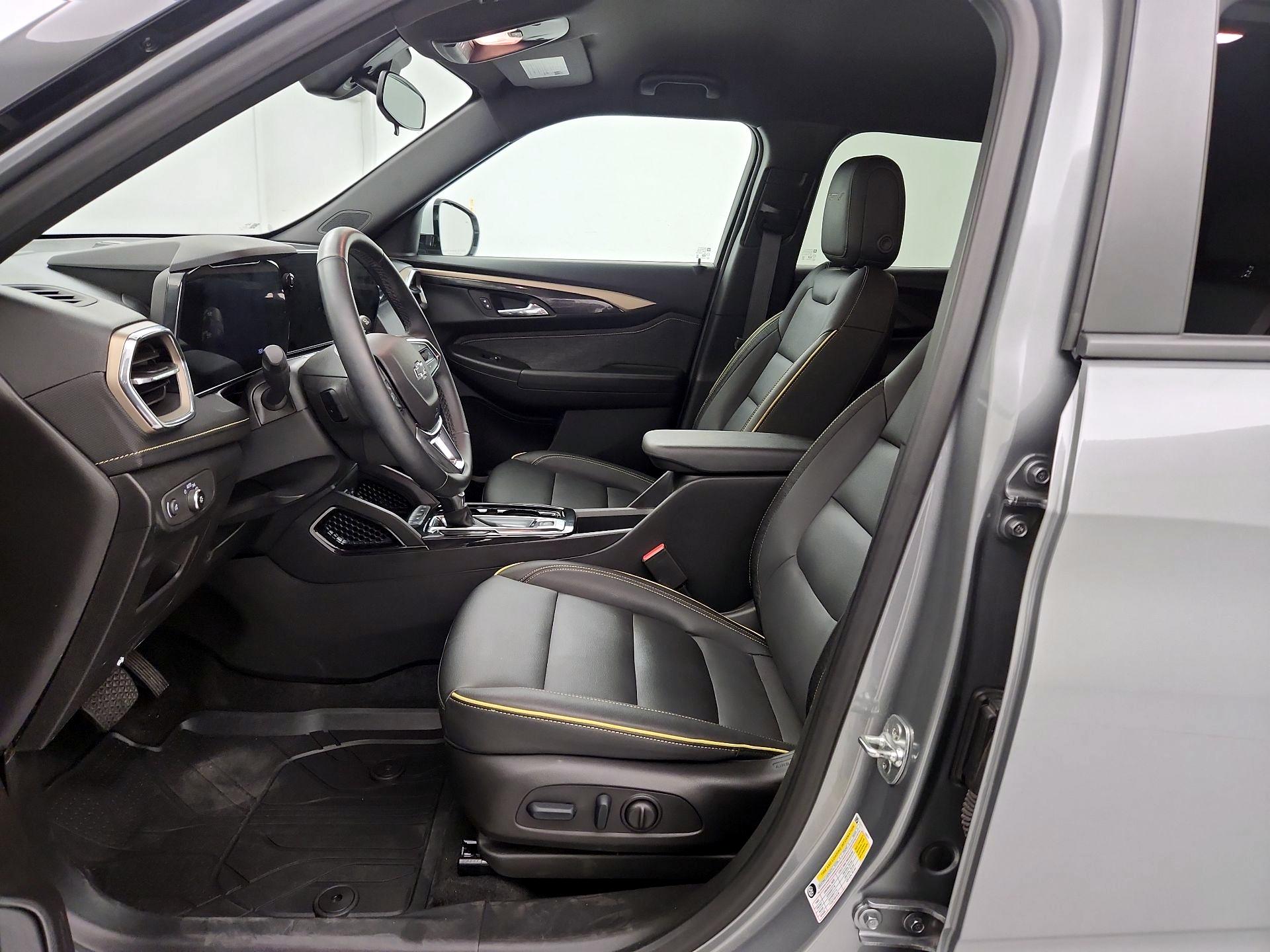 Thumbnail: 2025 Chevrolet TrailBlazer - 11