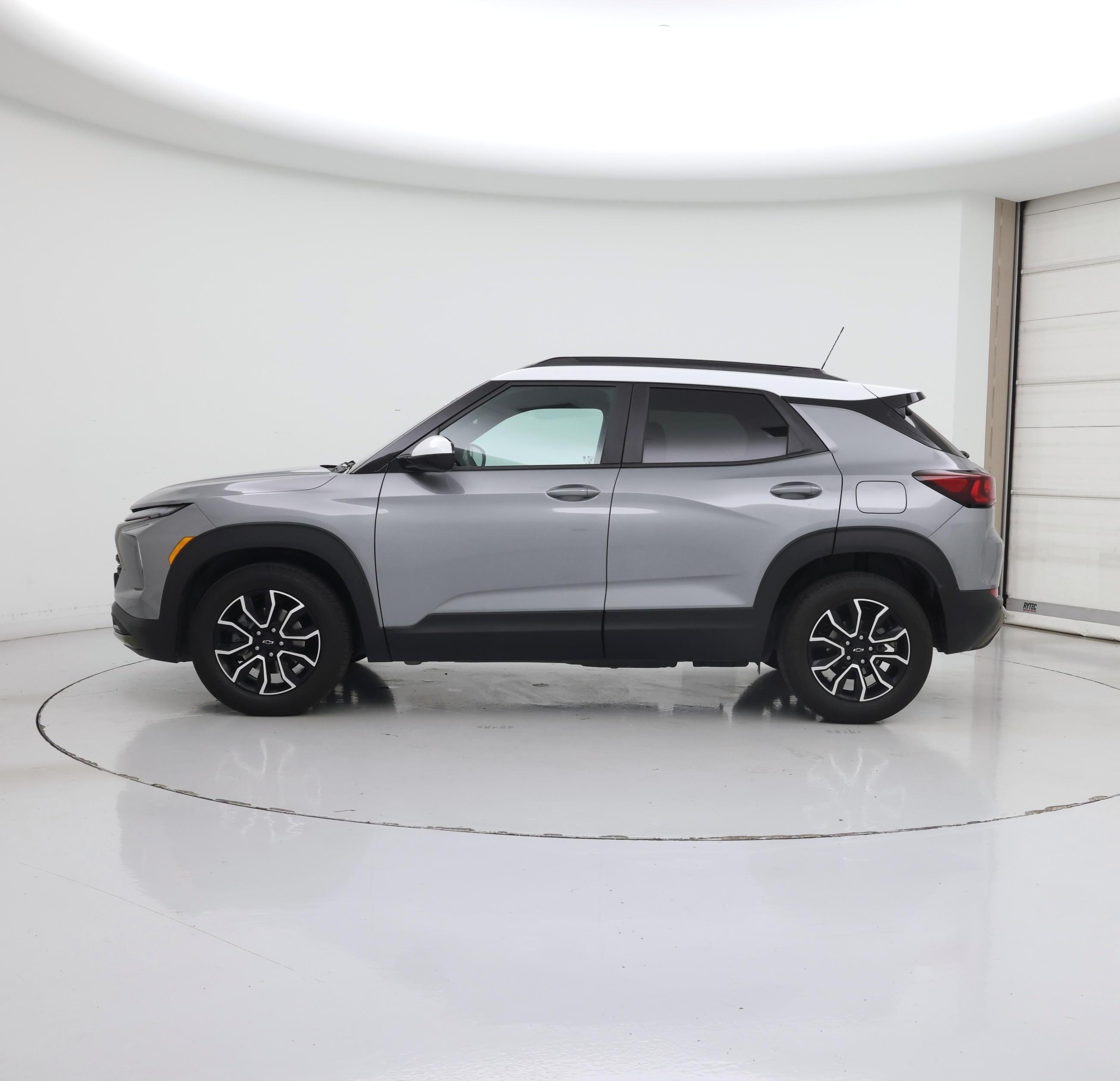 Thumbnail: 2025 Chevrolet TrailBlazer - 3
