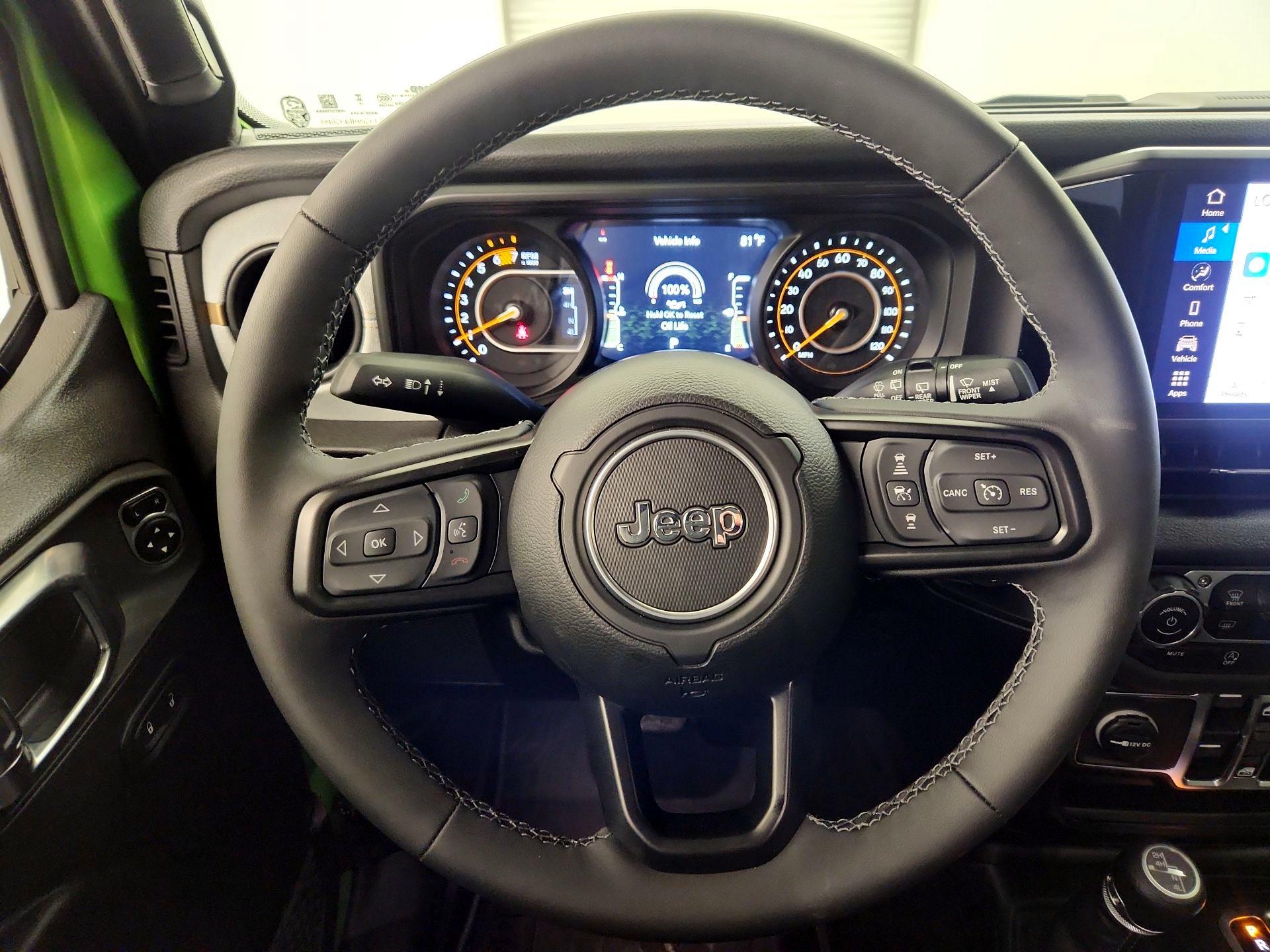 Thumbnail: 2025 Jeep Wrangler - 10