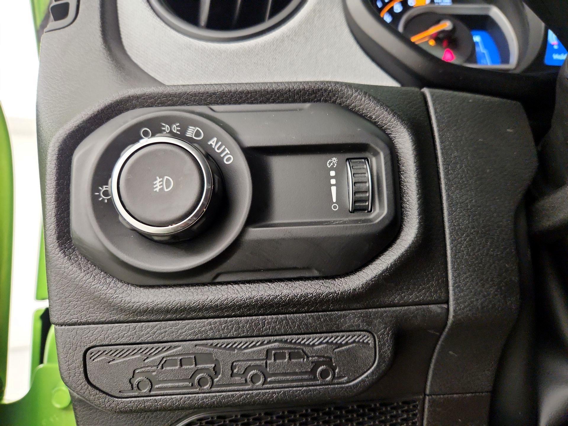 Thumbnail: 2025 Jeep Wrangler - 13