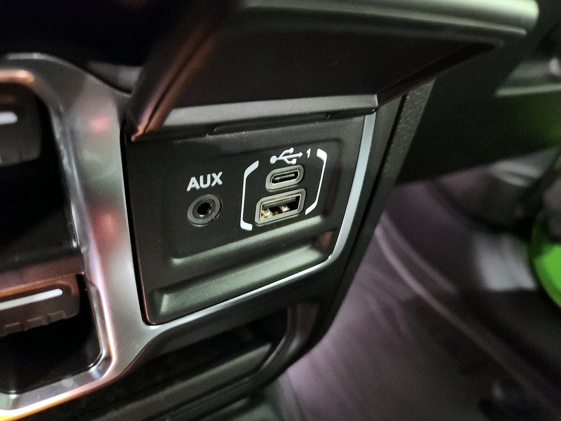 Thumbnail: 2025 Jeep Wrangler - 18