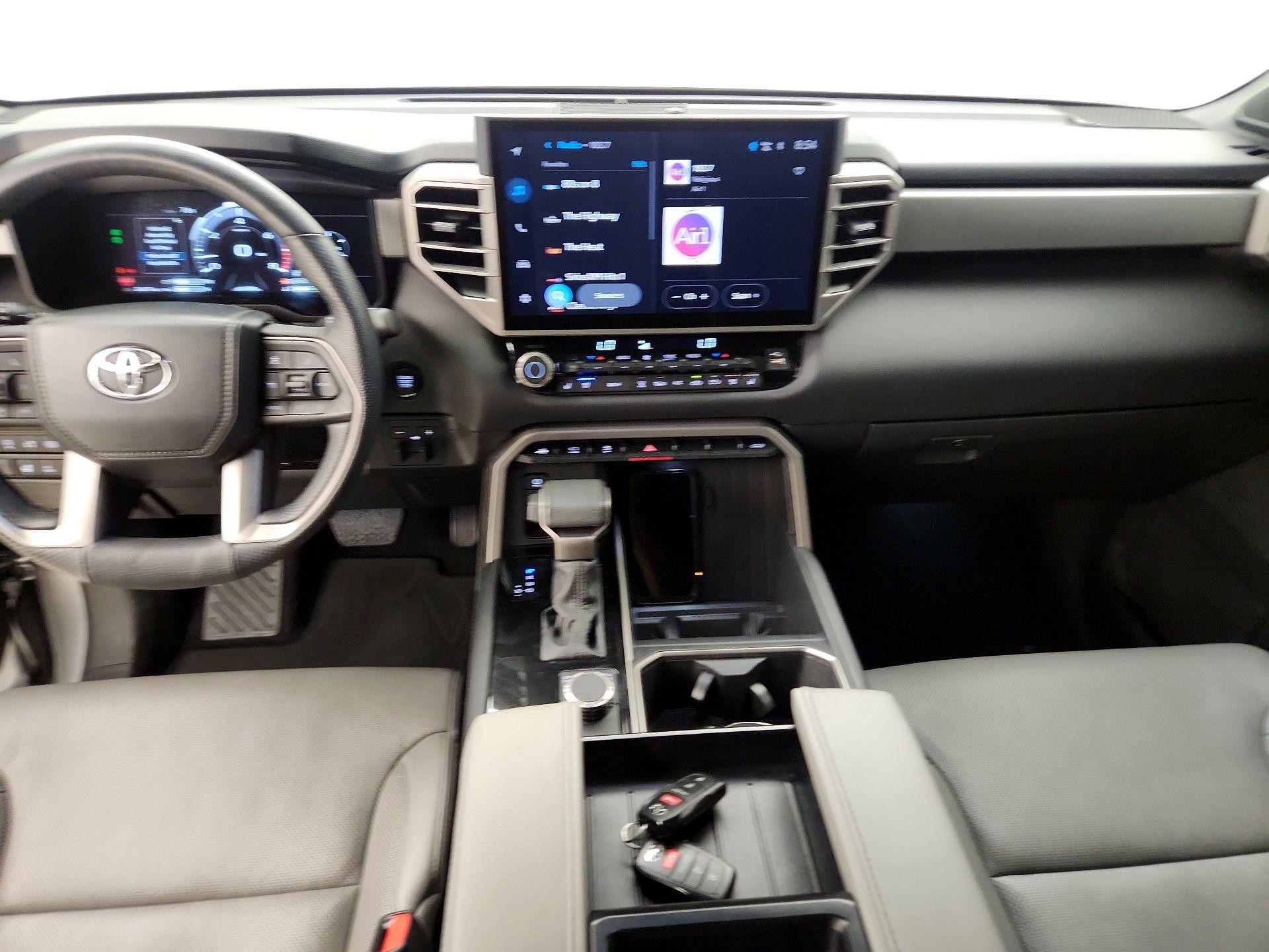 Thumbnail: 2025 Toyota Tundra - 9