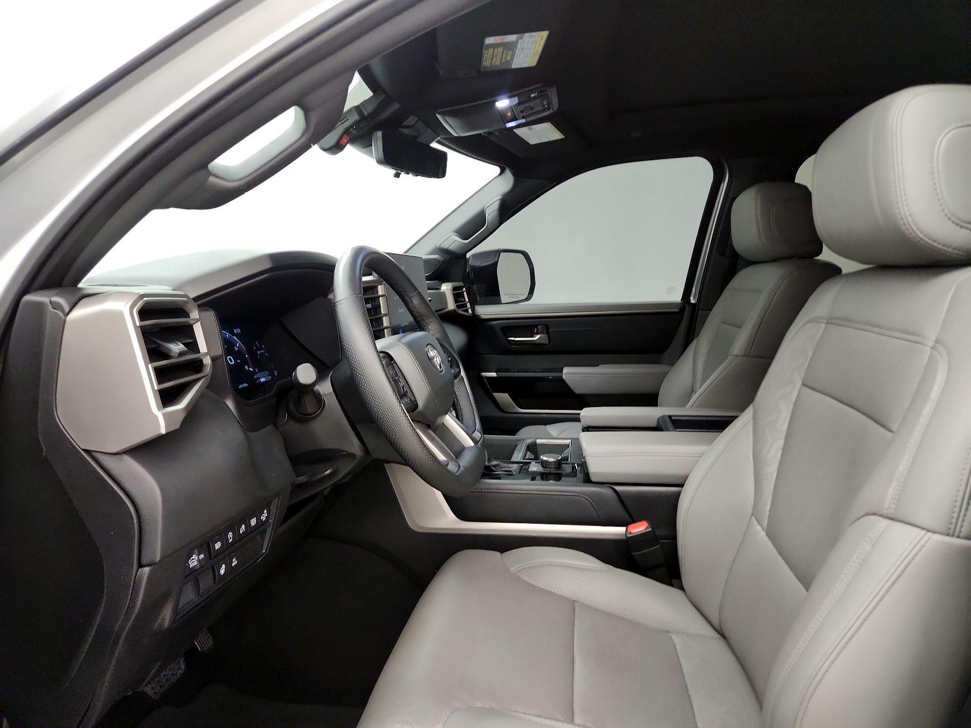 Thumbnail: 2025 Toyota Tundra - 11
