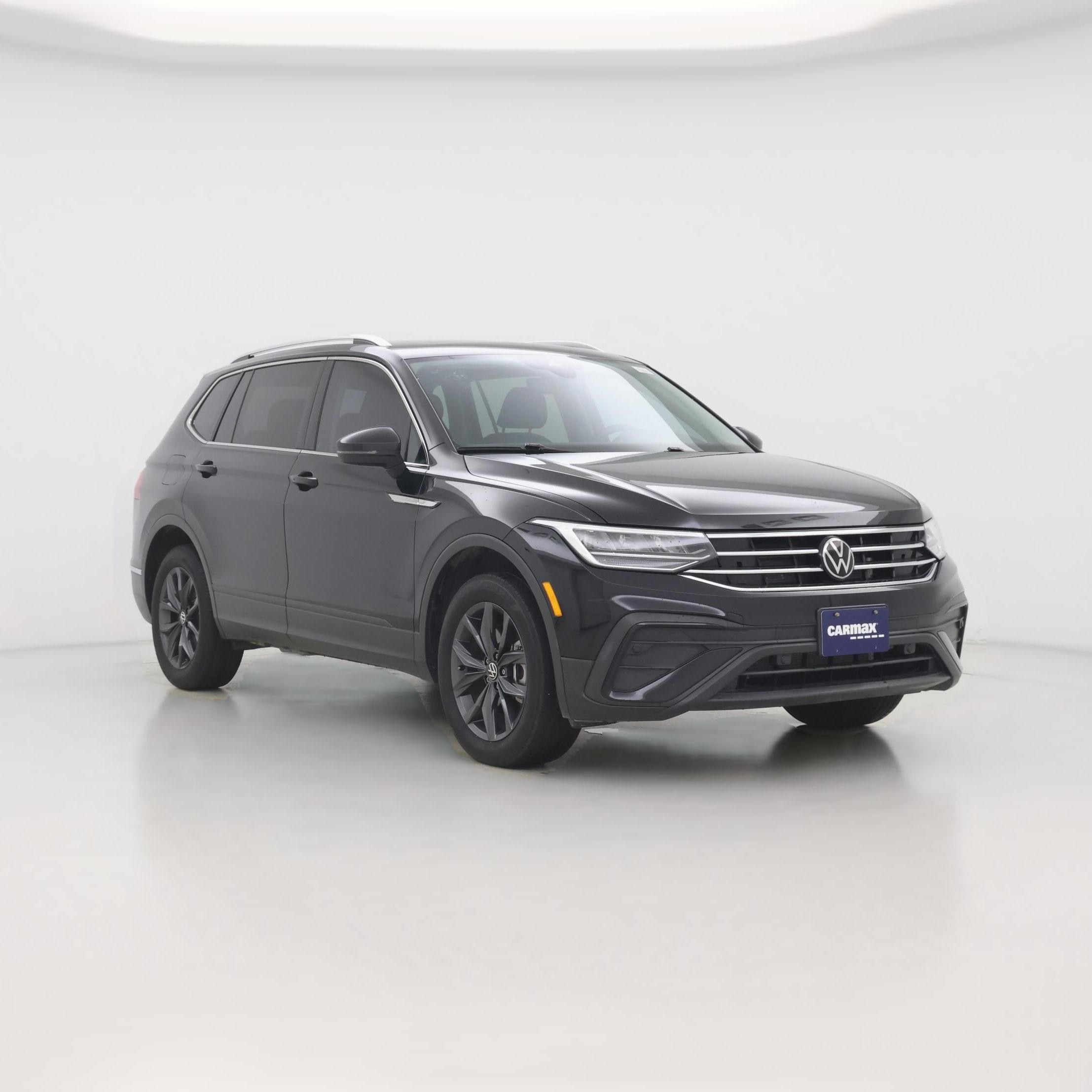 Thumbnail: 2023 Volkswagen Tiguan - 1