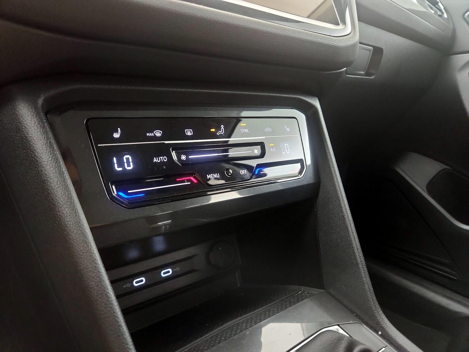 2023 Volkswagen Tiguan SE - Photo 15