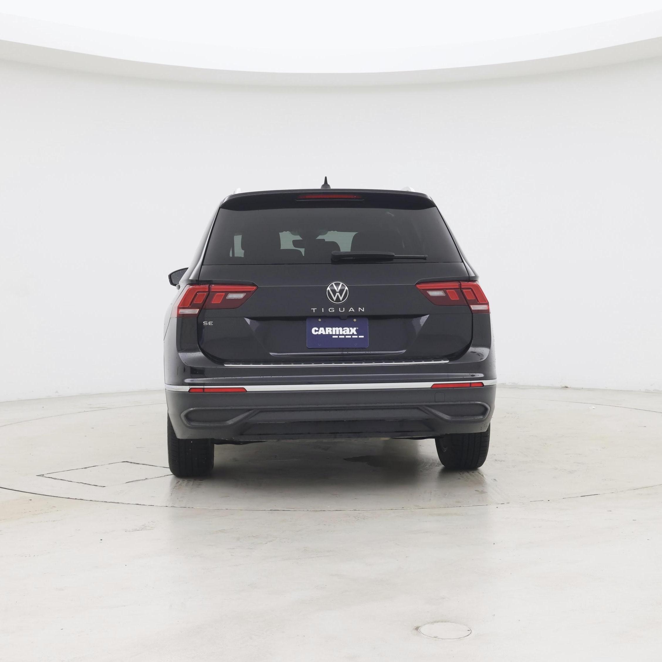 Thumbnail: 2023 Volkswagen Tiguan - 6