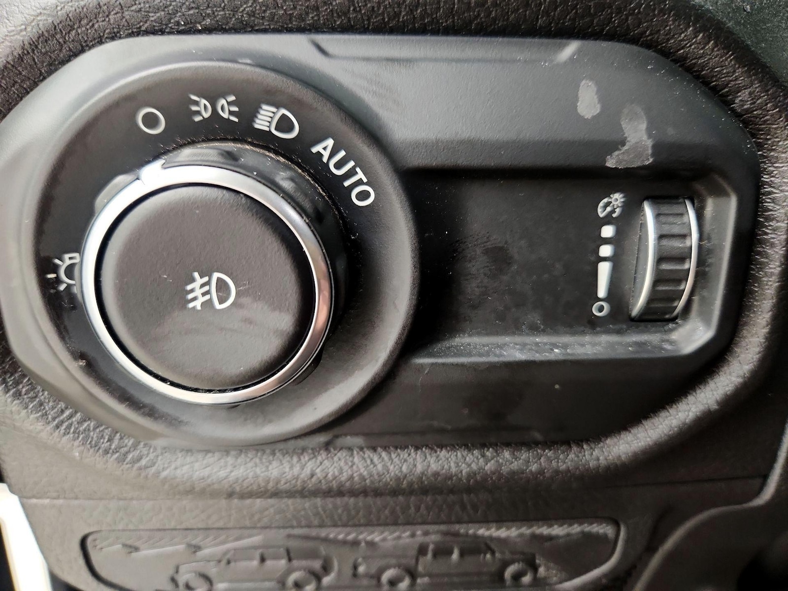 2025 Jeep Wrangler 4-Door Willys - Photo 14