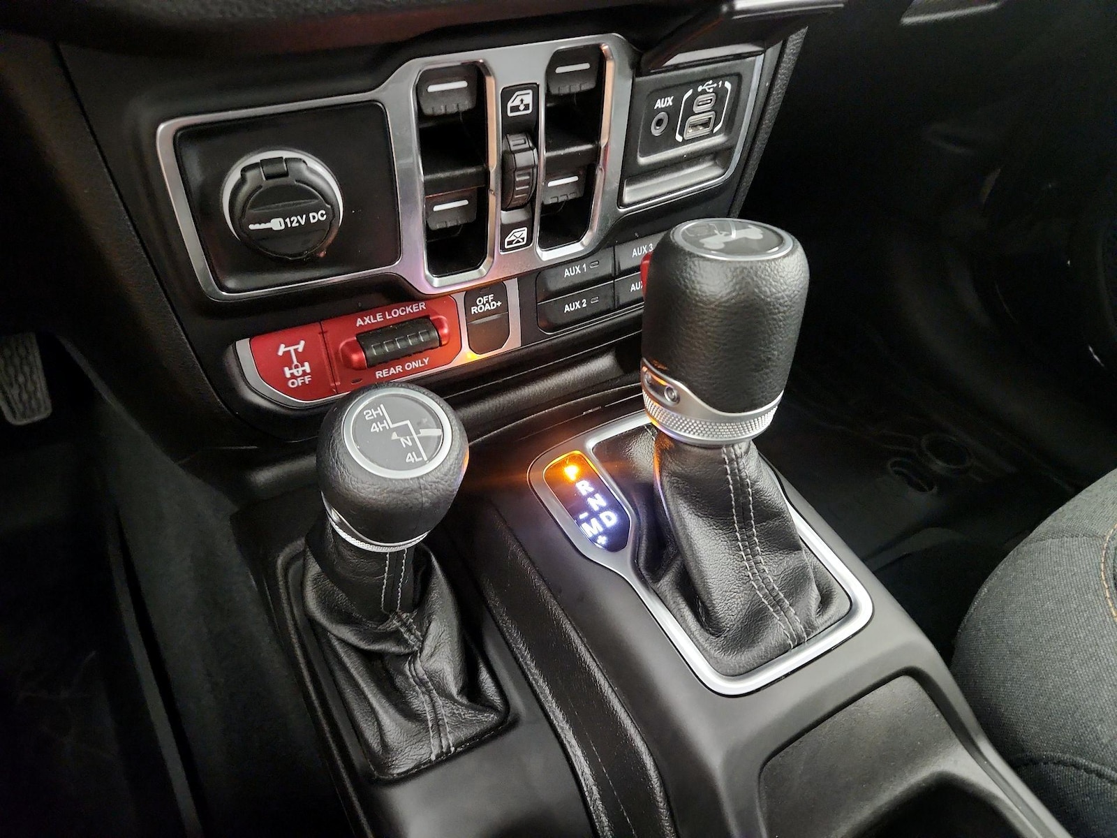 2025 Jeep Wrangler 4-Door Willys - Photo 18