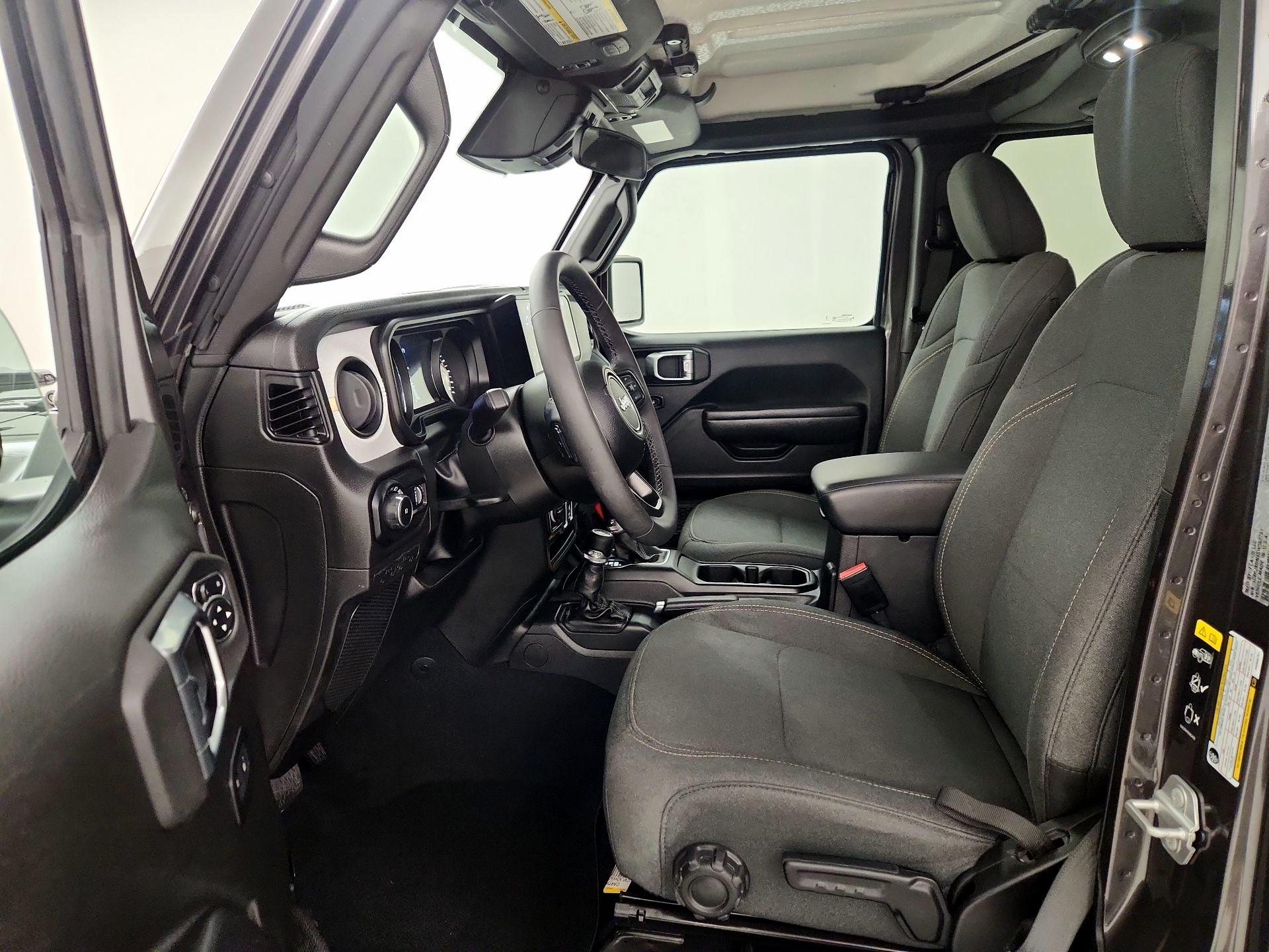 Thumbnail: 2025 Jeep Wrangler - 11