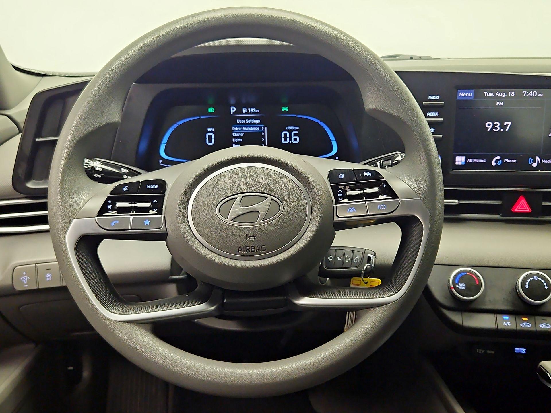 Thumbnail: 2025 Hyundai Elantra - 10