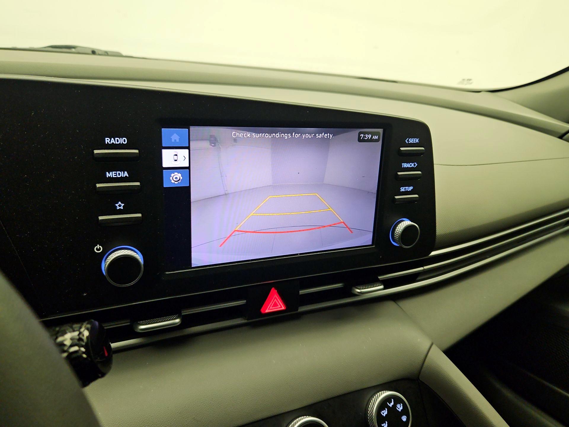 Thumbnail: 2025 Hyundai Elantra - 14