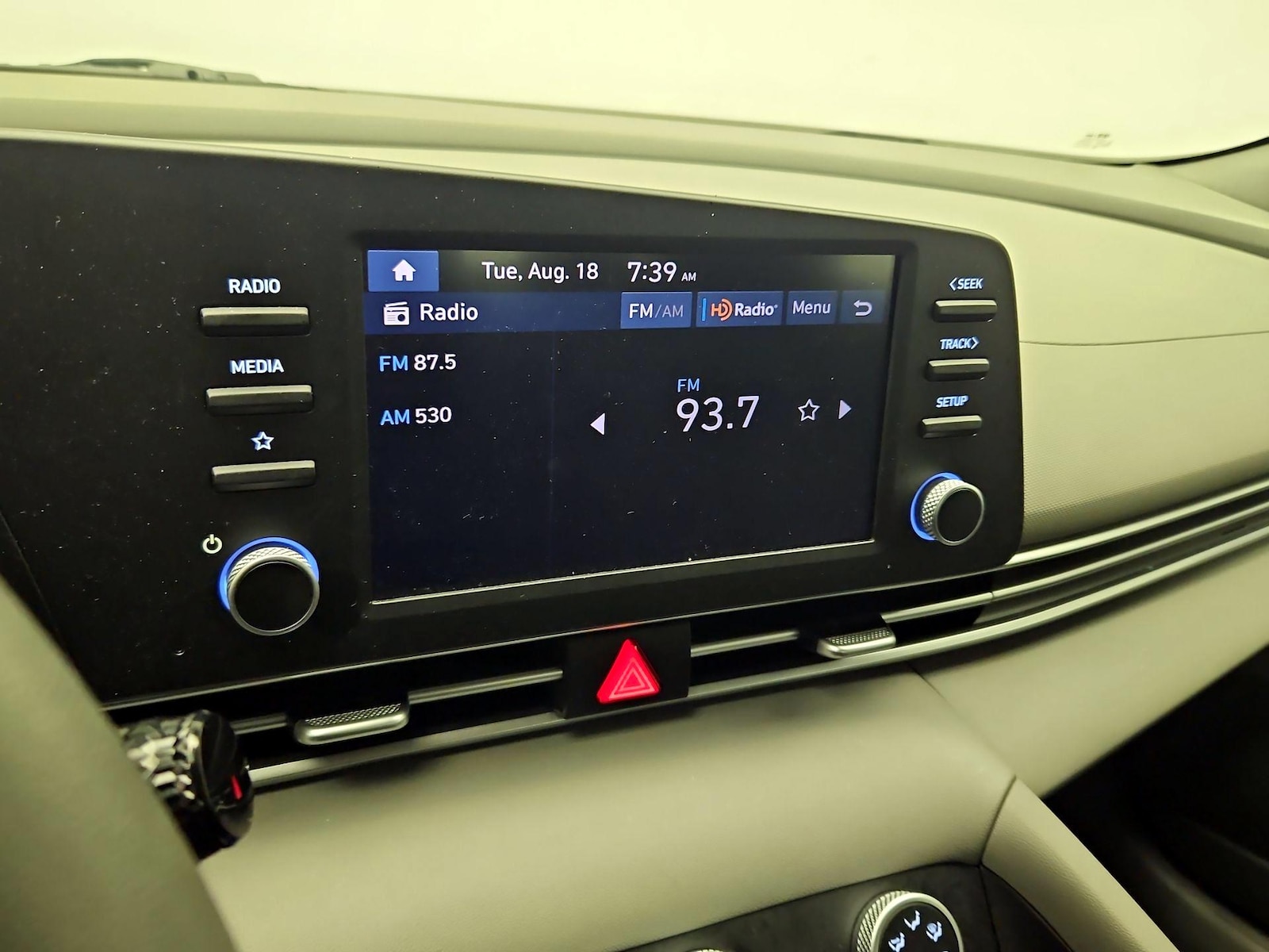2025 Hyundai Elantra SE - Photo 16