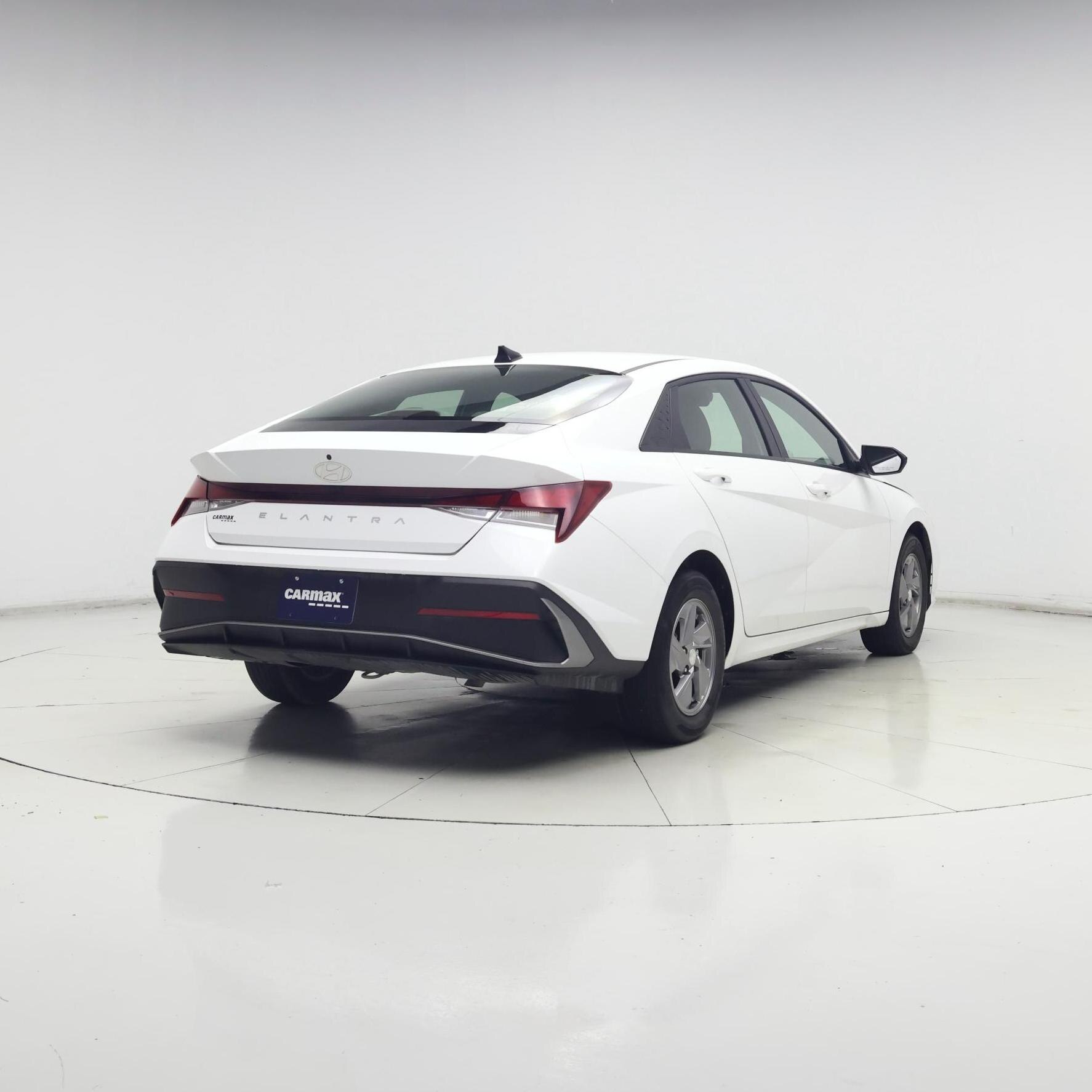 Thumbnail: 2025 Hyundai Elantra - 8