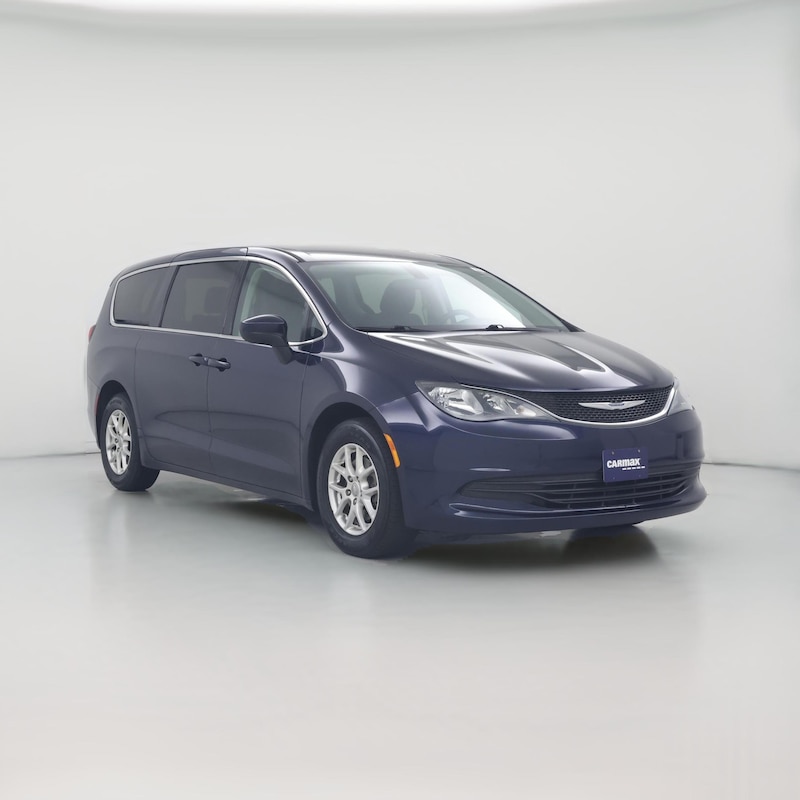 2020 Chrysler Voyager LX